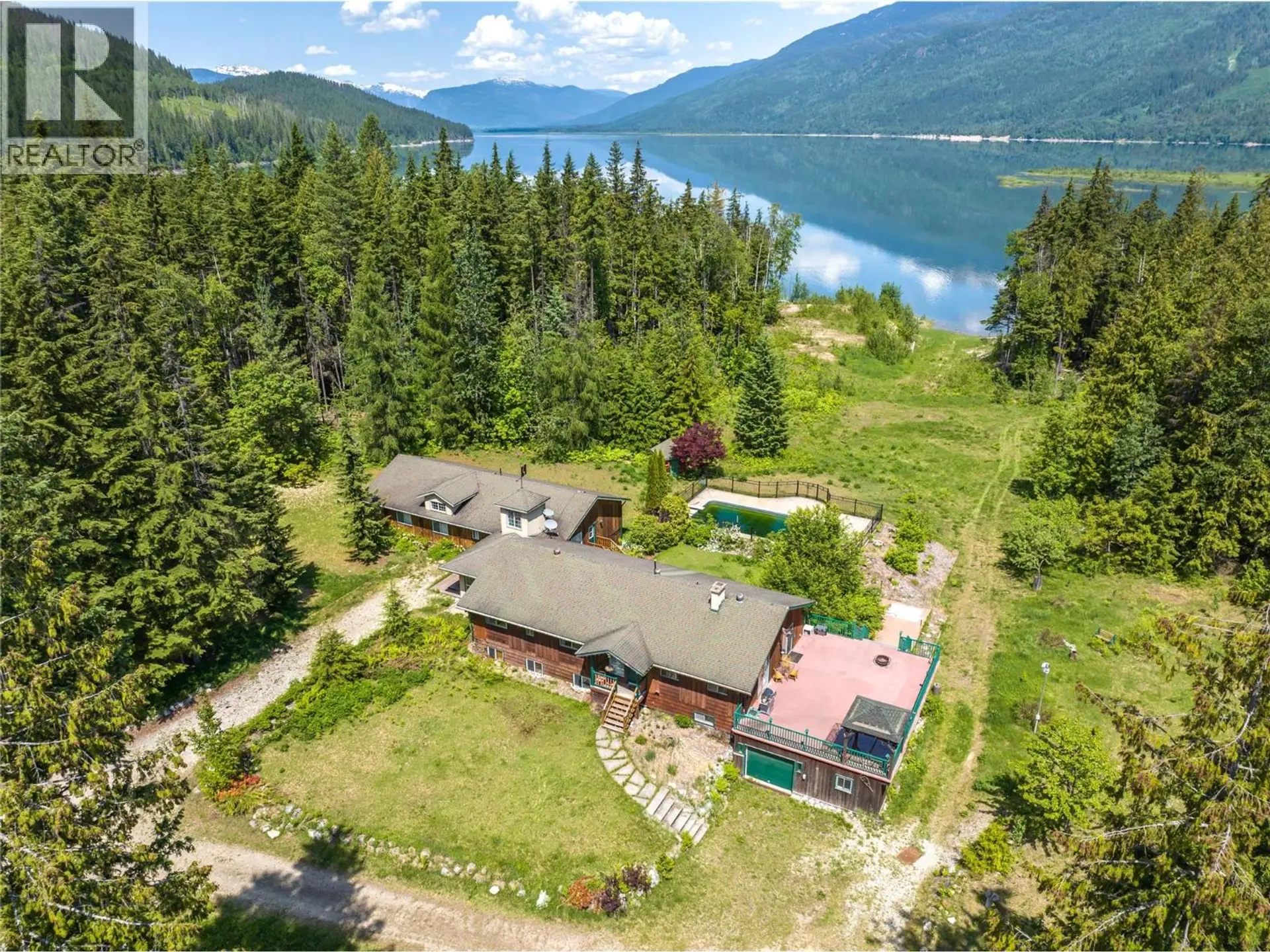 Property at 4200 HIGHWAY 23 S HIGHWAY S, Revelstoke, BC