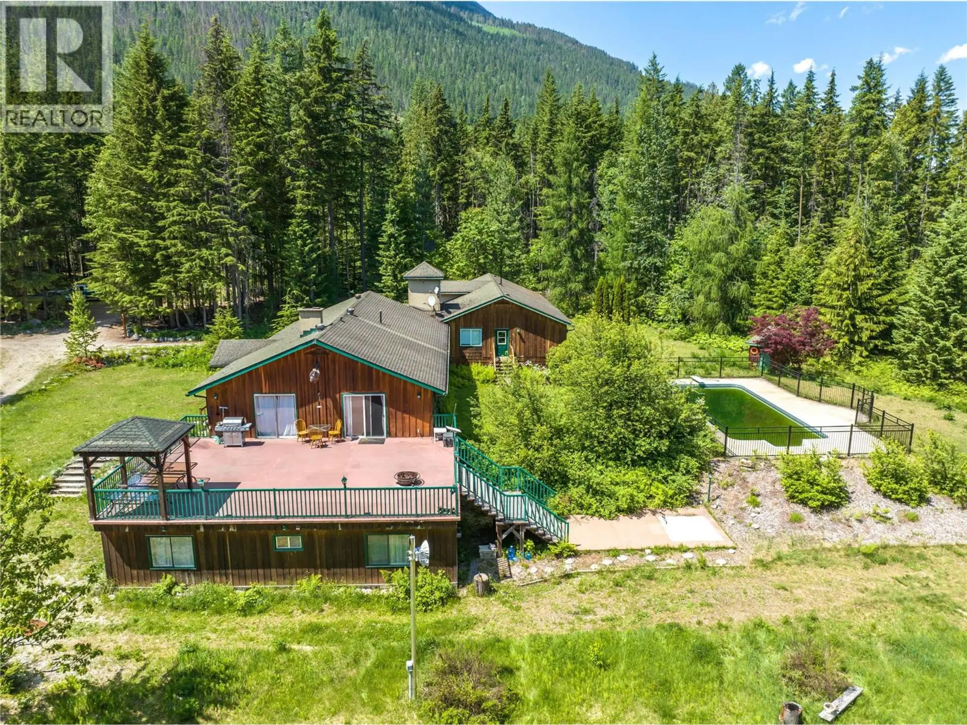 Property at 4200 HIGHWAY 23 S HIGHWAY S, Revelstoke, BC