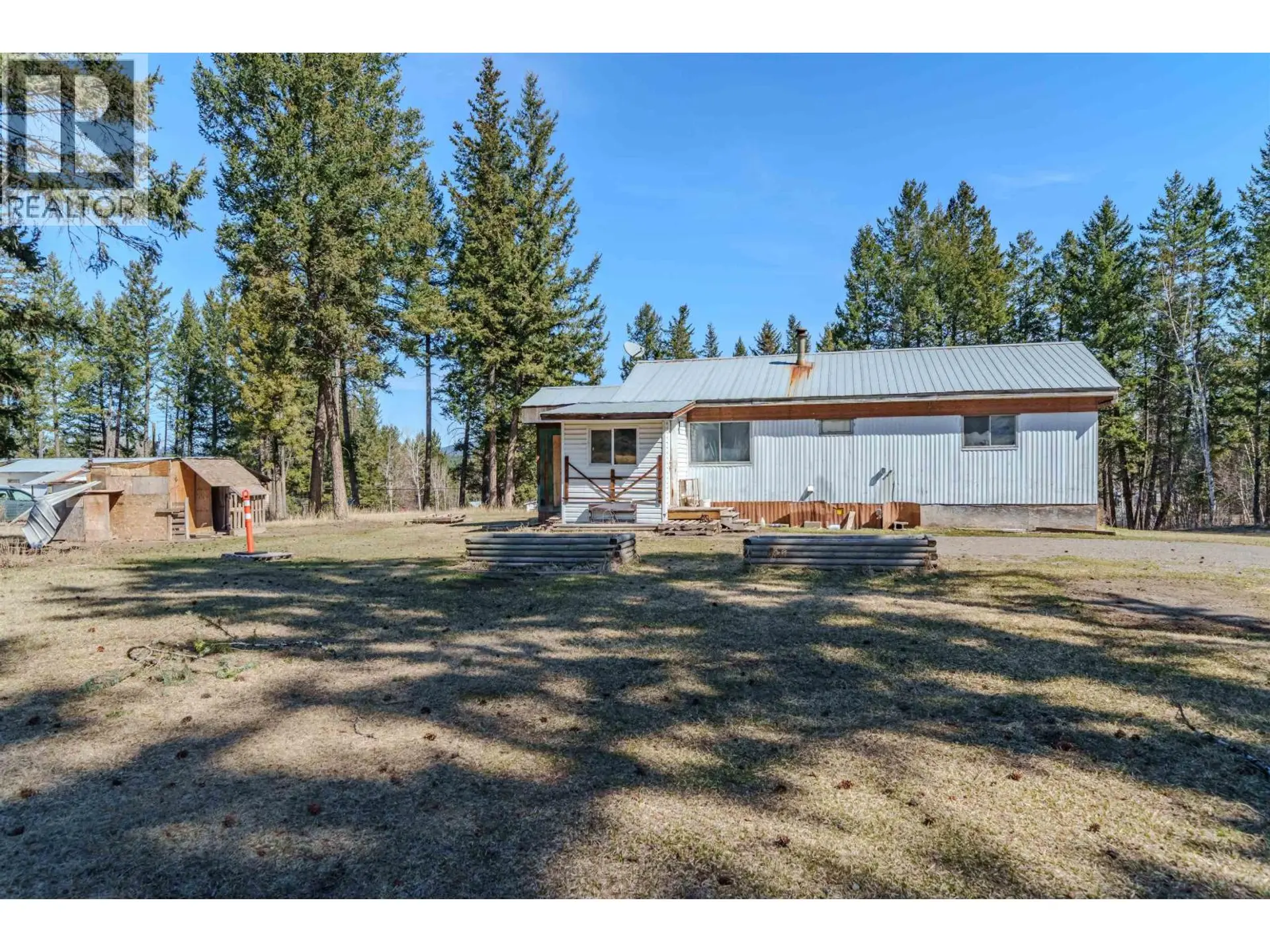 Property at 5469 SAUNDERS CRESCENT, 103 Mile House, BC