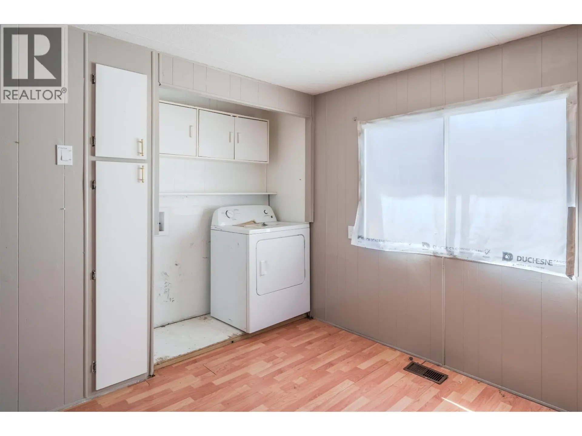 Property at 5469 SAUNDERS CRESCENT, 103 Mile House, BC