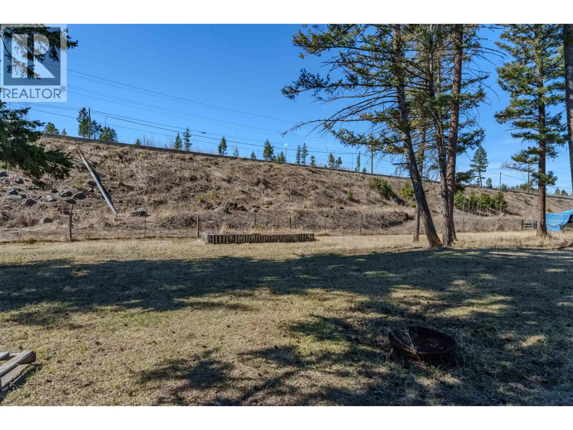 Property at 5469 SAUNDERS CRESCENT, 103 Mile House, BC