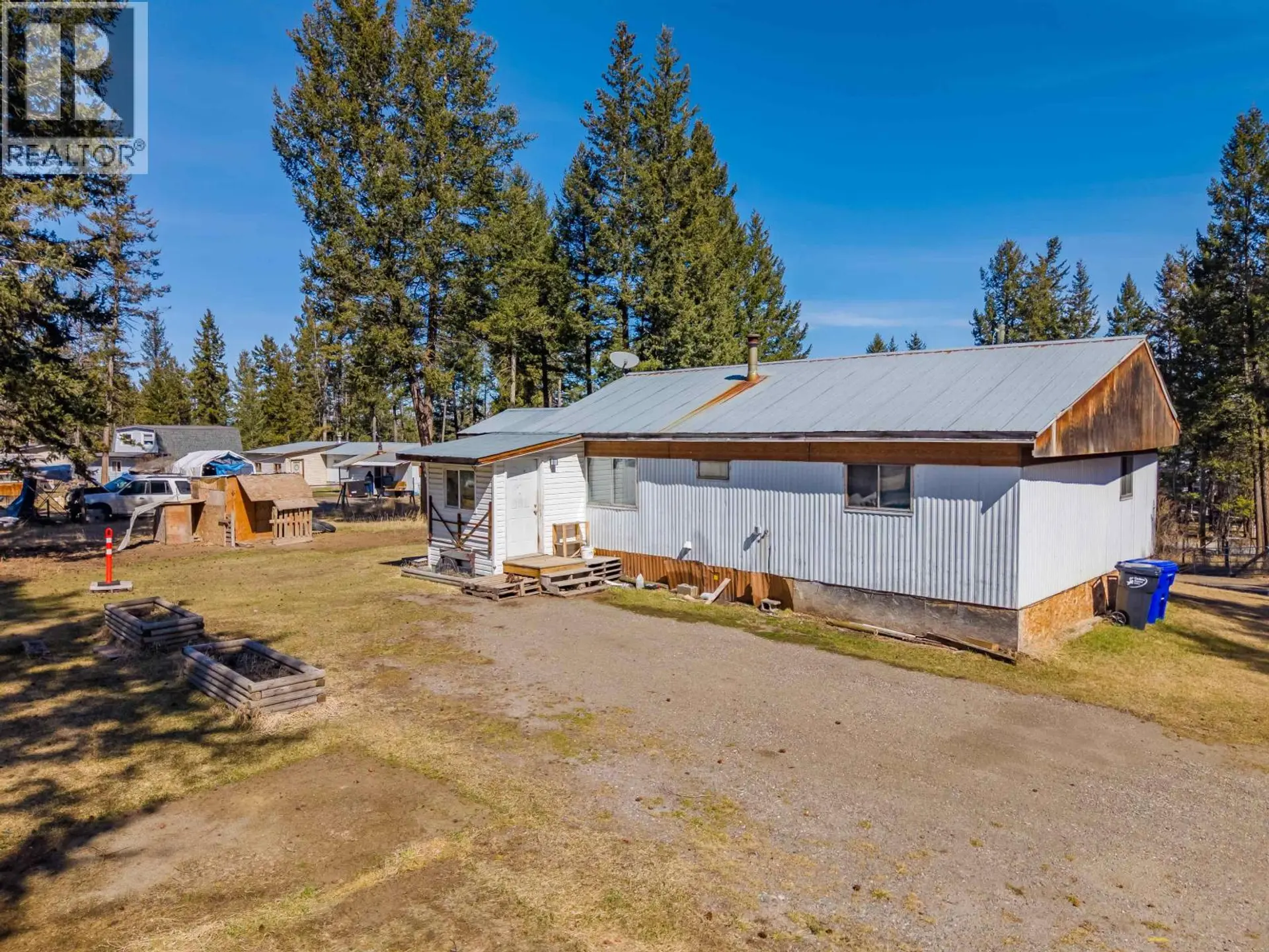 Property at 5469 SAUNDERS CRESCENT, 103 Mile House, BC
