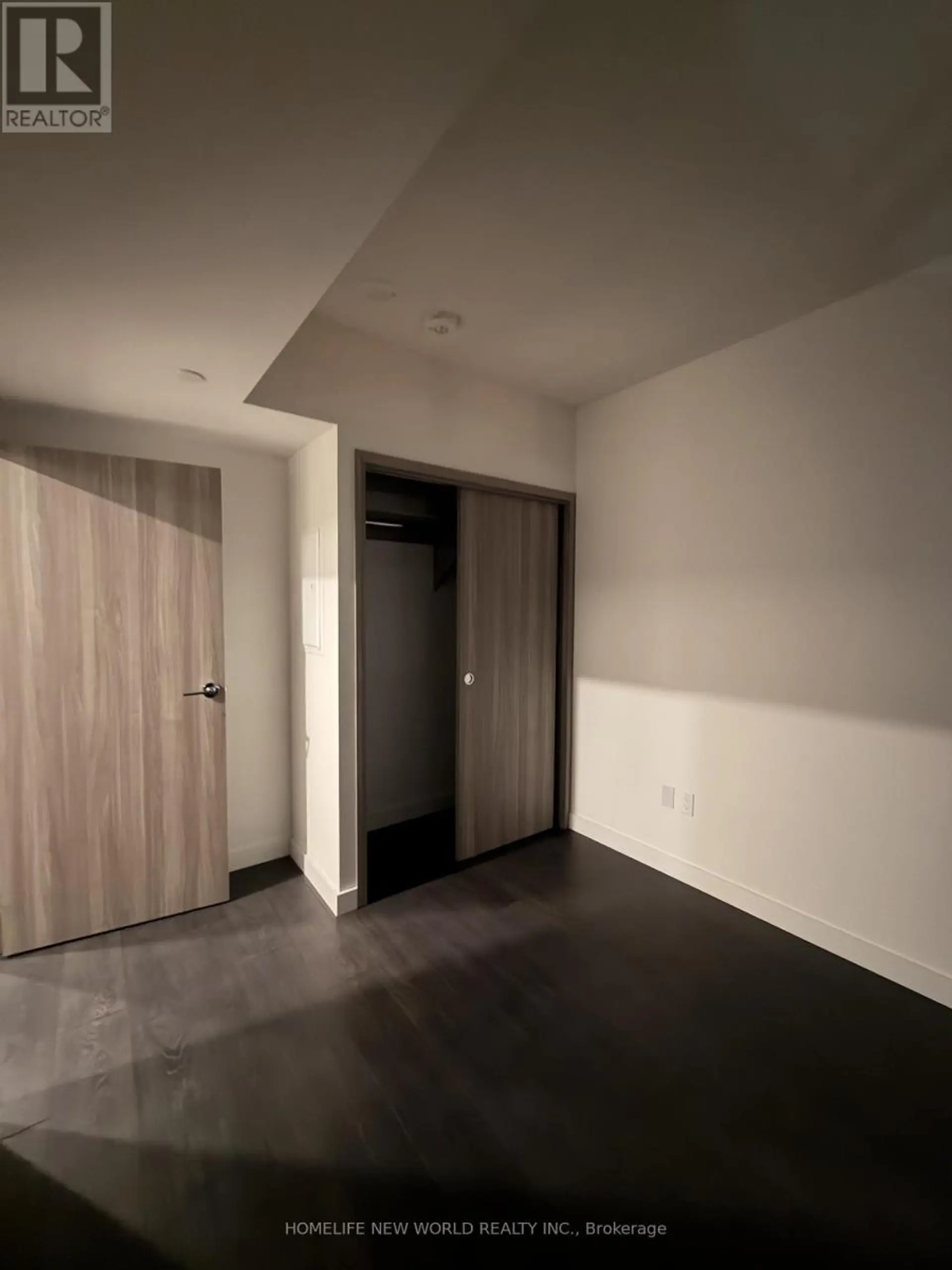 #501 1 CONCORD CITYPLACE WAY - Image 12