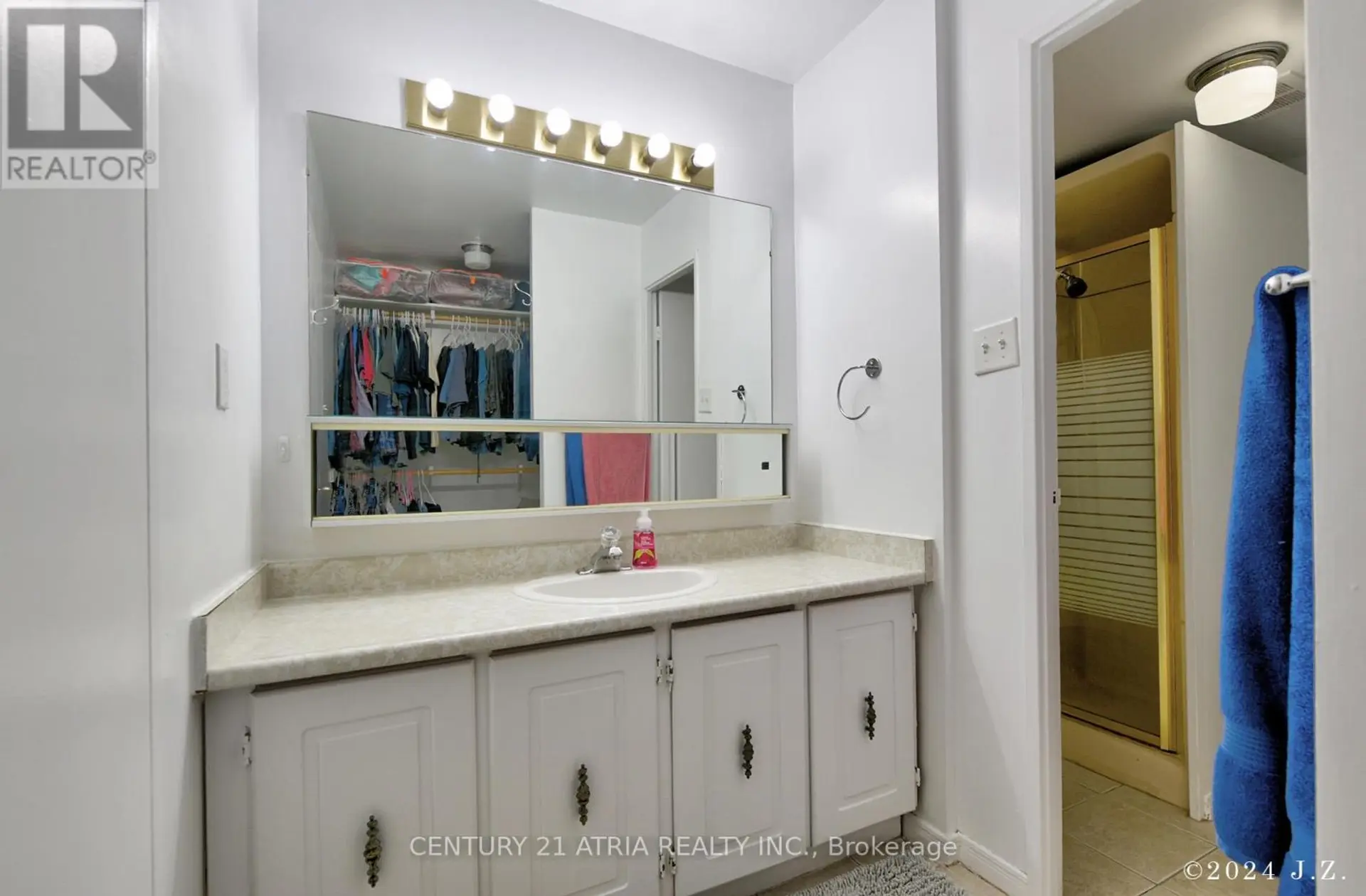 #135 4001 DON MILLS ROAD - Image 12