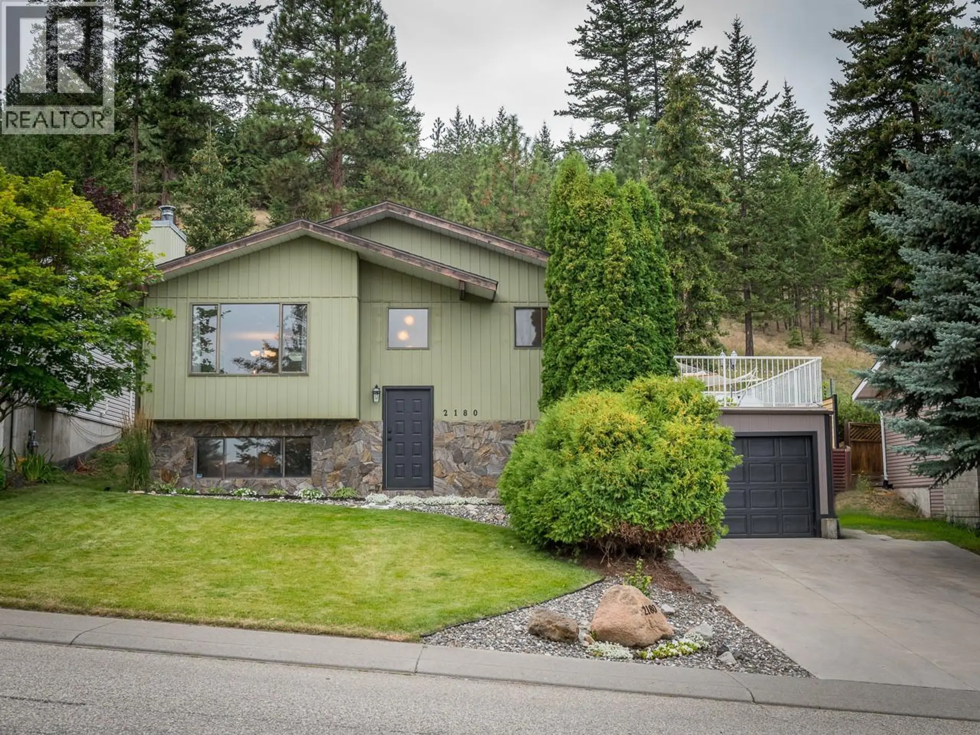 Property at 2180 SIFTON Avenue, Kamloops, BC