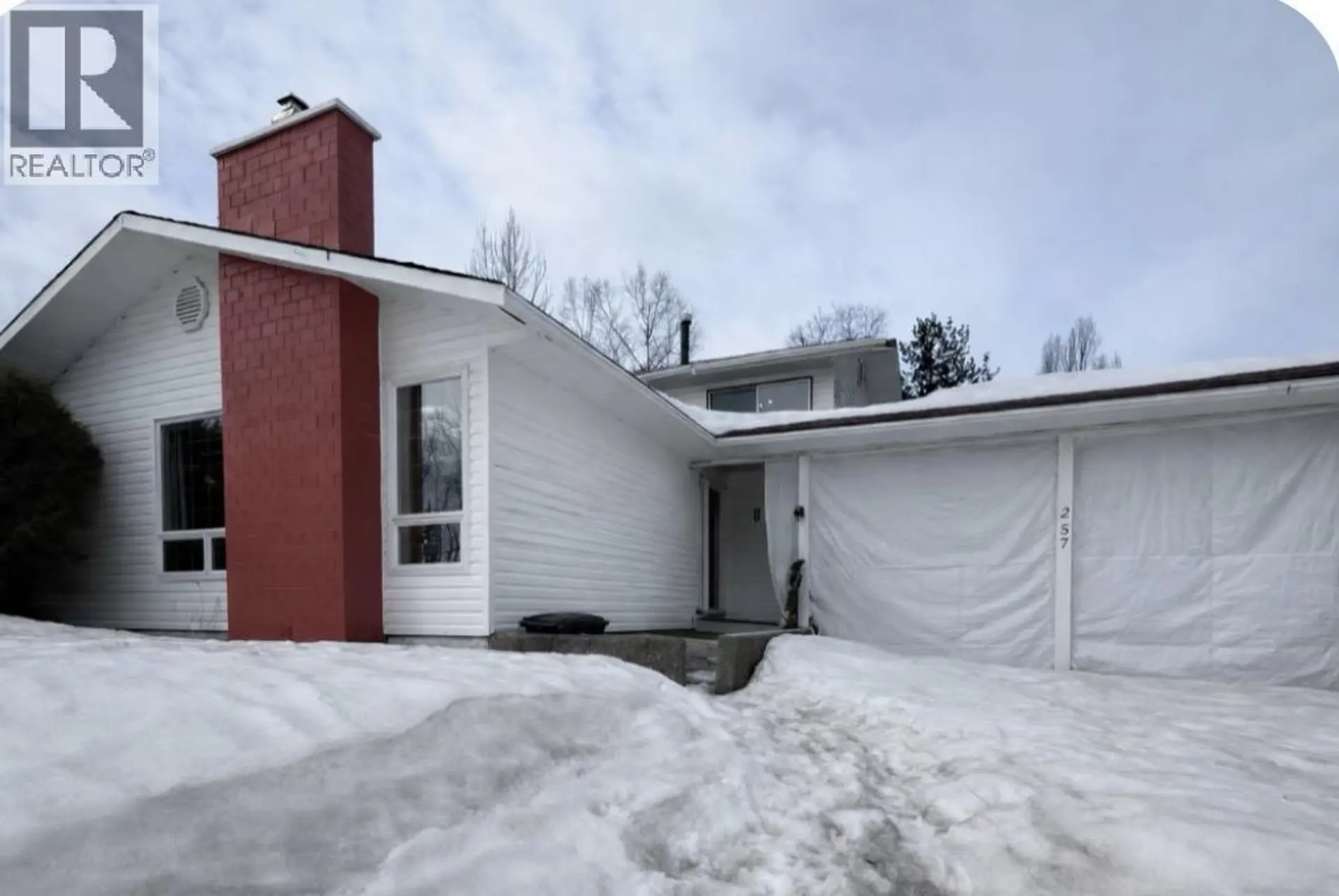 Property at 257 CENTENNIAL DRIVE, Mackenzie, BC