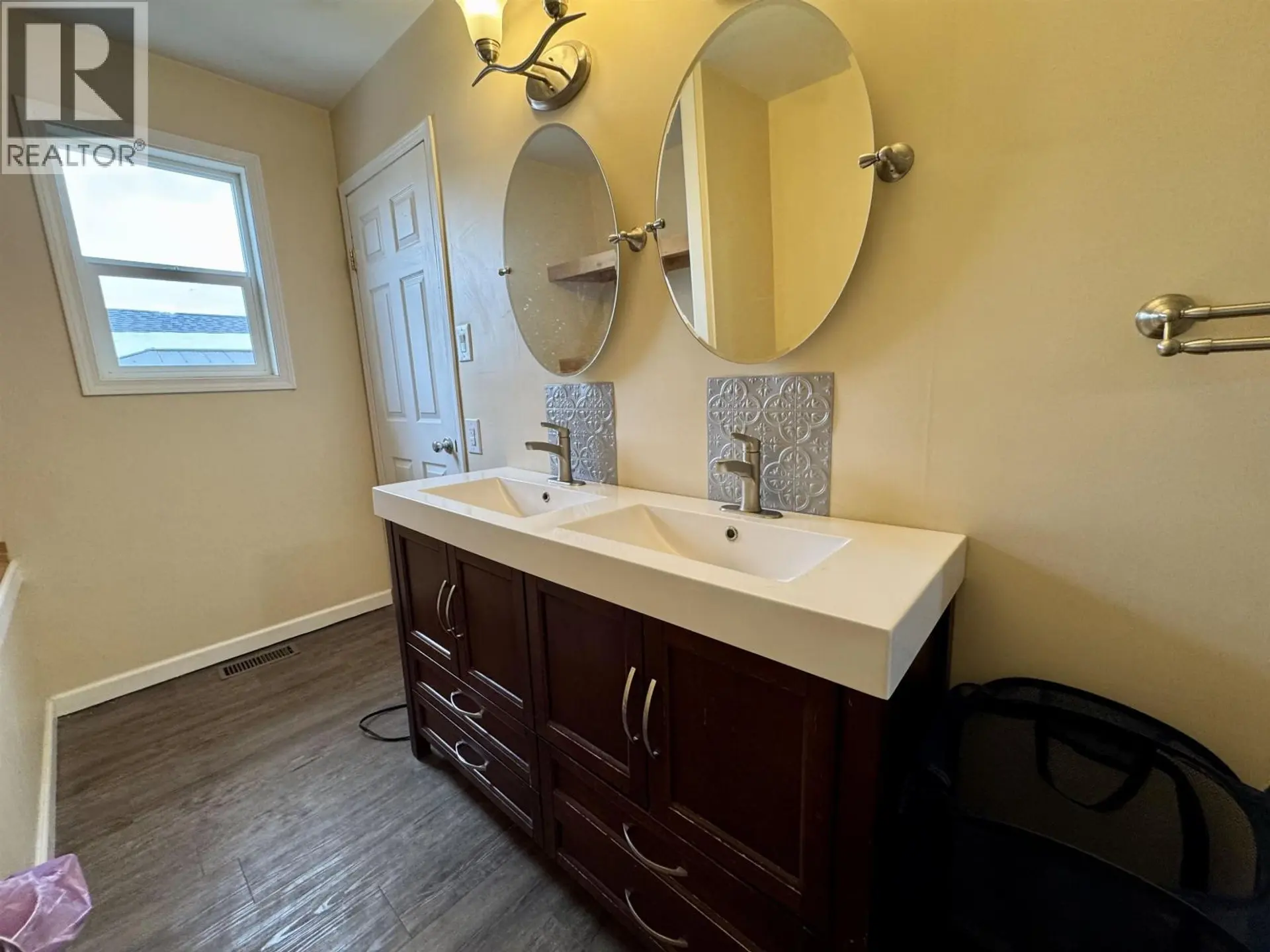 Property at 257 CENTENNIAL DRIVE, Mackenzie, BC