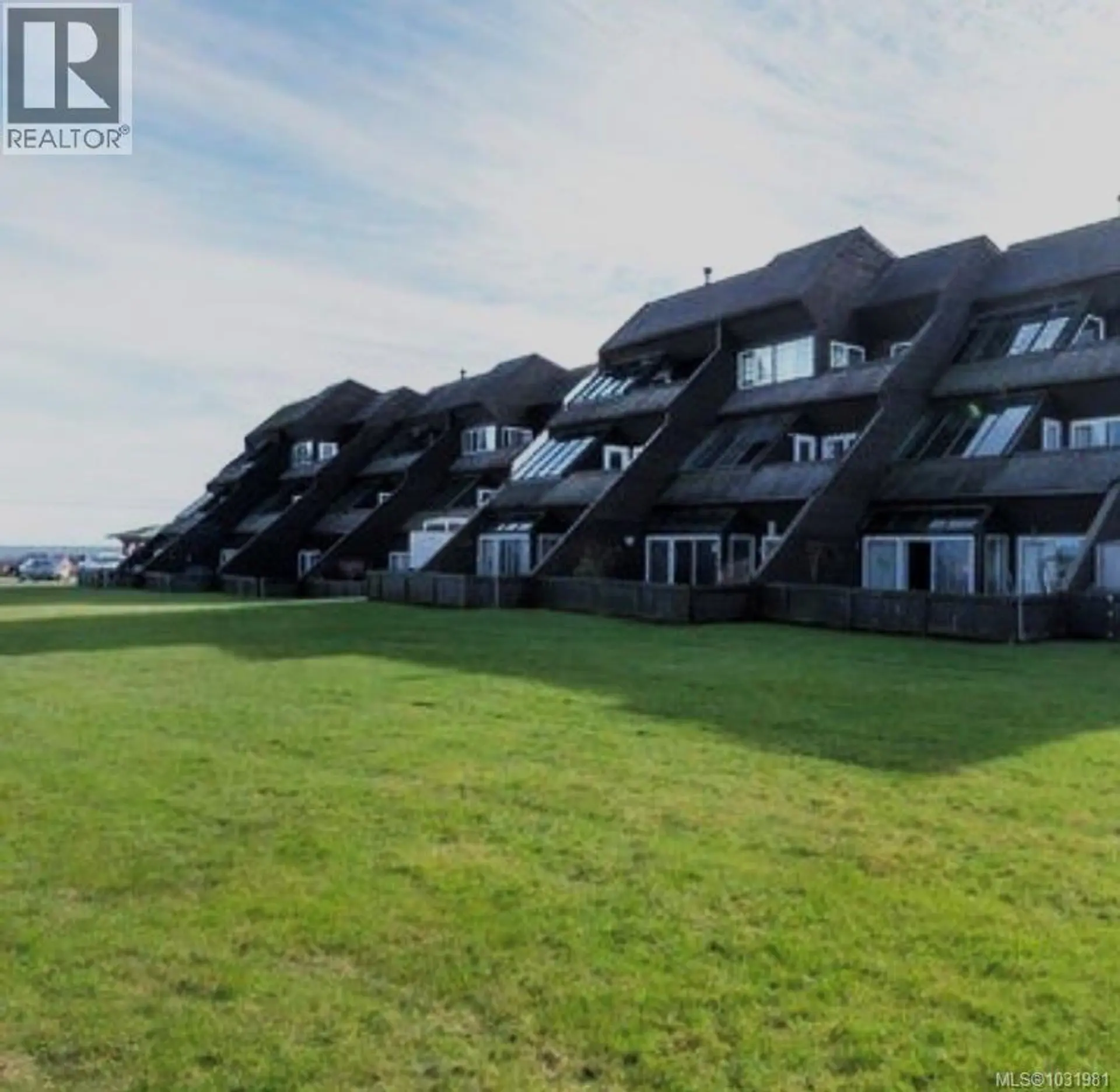 Property at #203 2740 ISLAND HWY S, Campbell River, BC