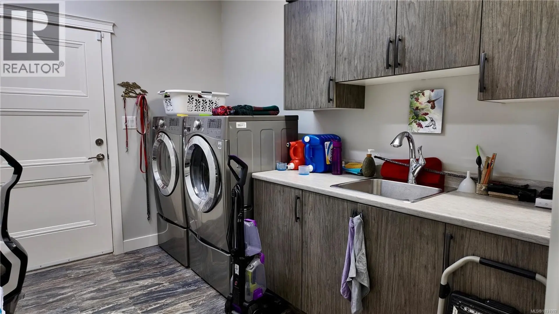 Property at 434 MOUNTAIN VIEW DR, Lake Cowichan, BC