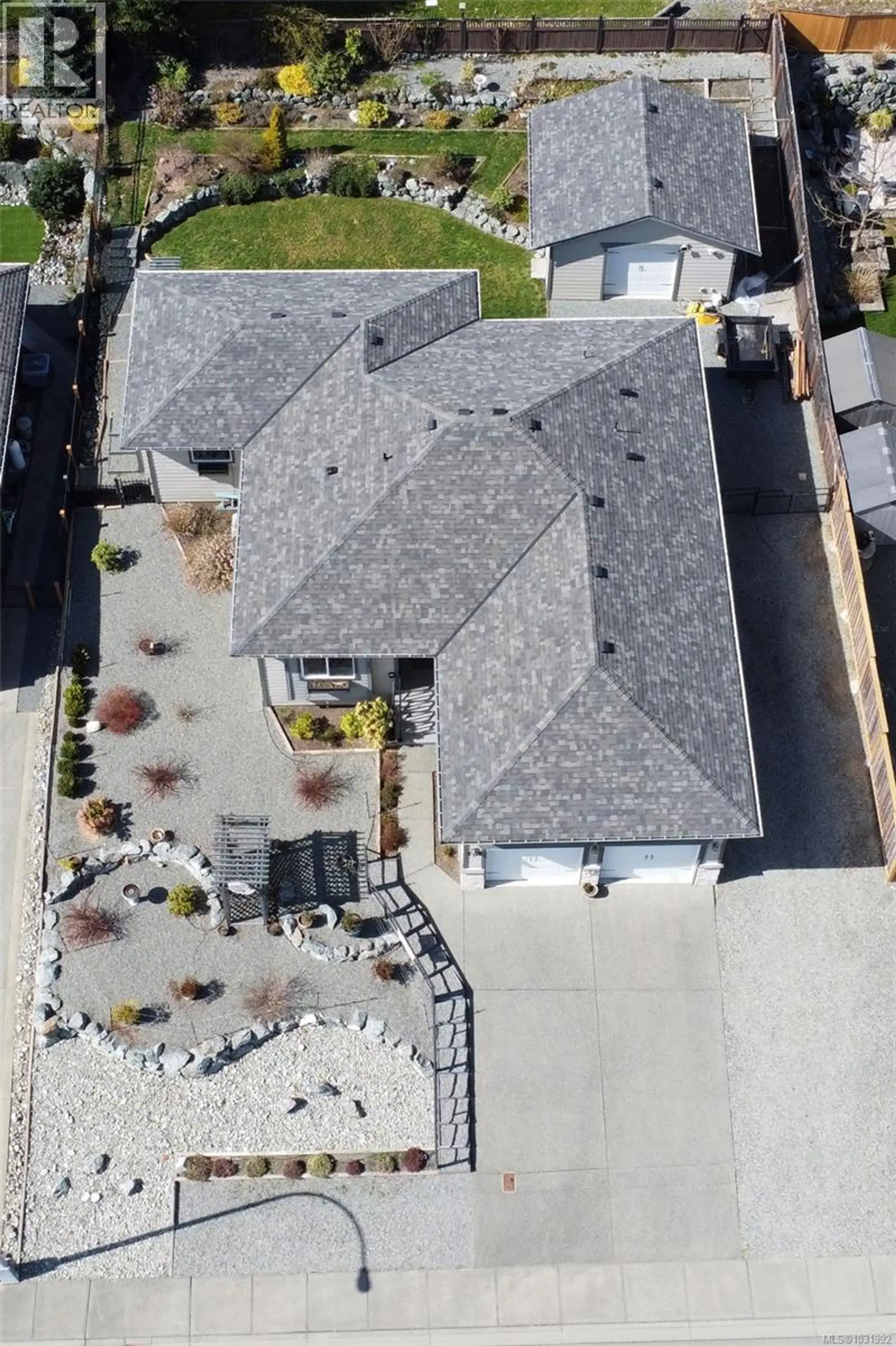 Property at 434 MOUNTAIN VIEW DR, Lake Cowichan, BC