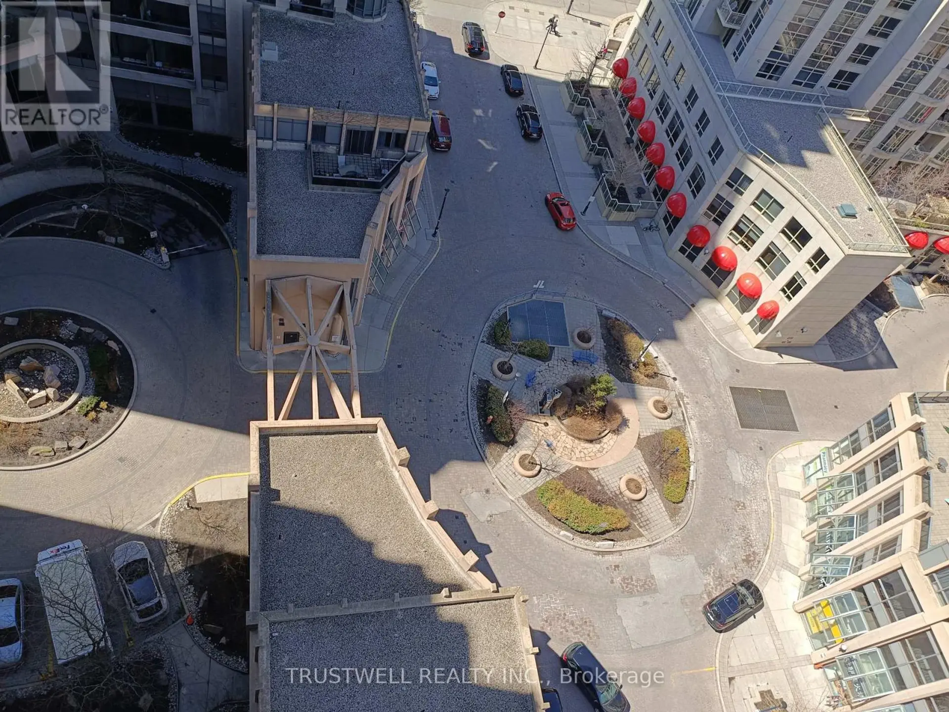 #1618 15 NORTHTOWN WAY - Image 12