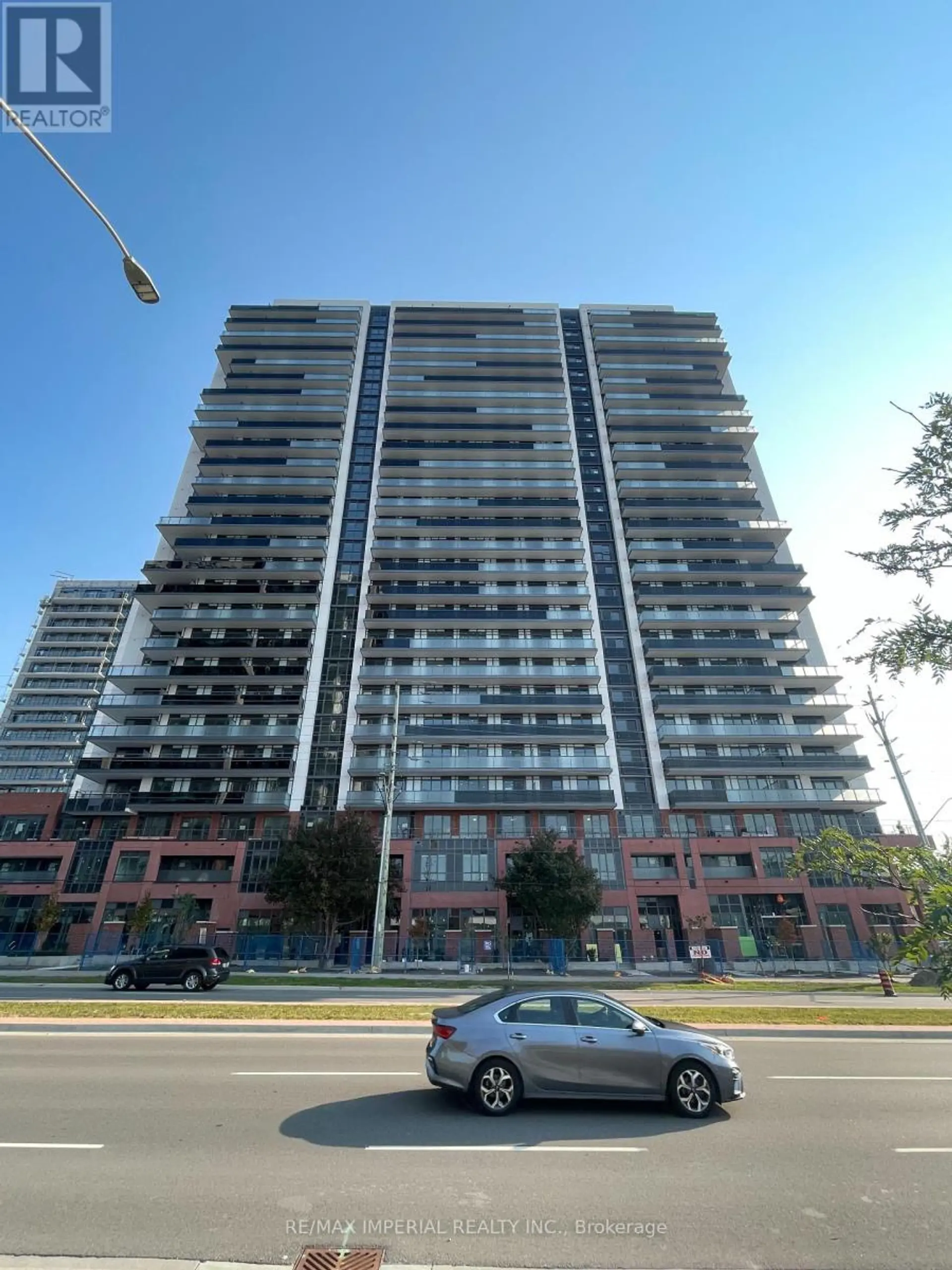#808 2545 SIMCOE STREET N - Image 2