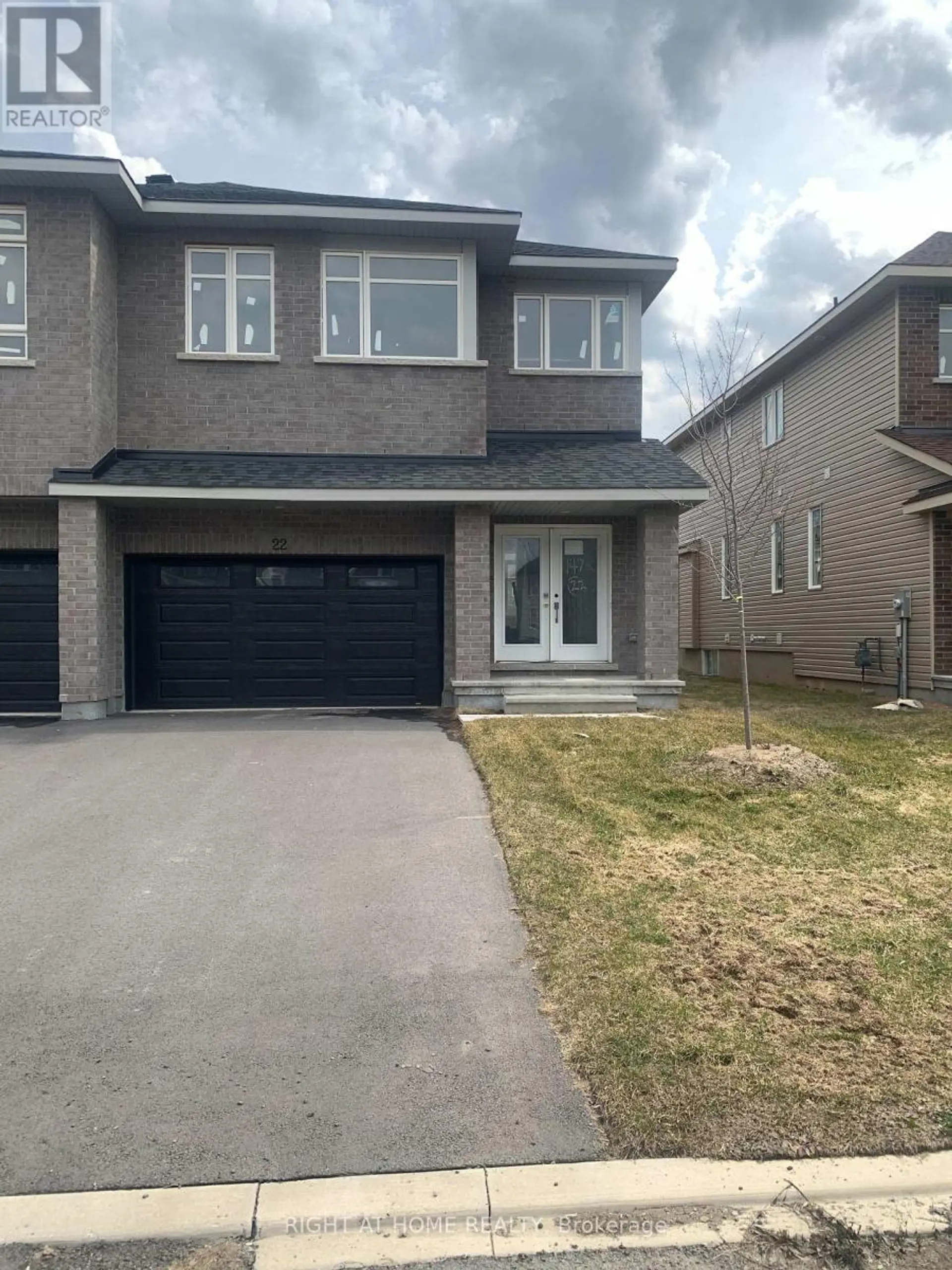 22 WYLIE WAY - Image 1