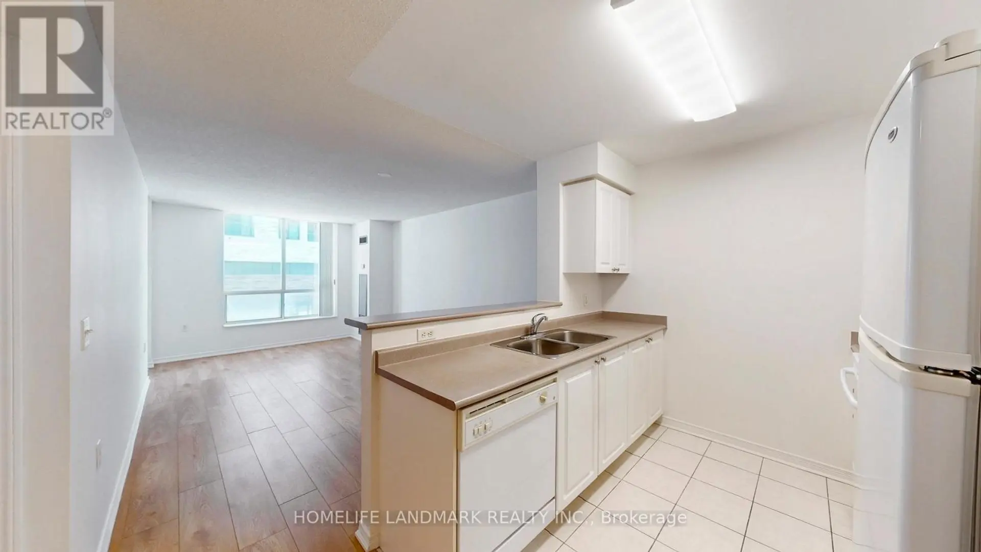 #215 28 OLIVE AVENUE - Image 6