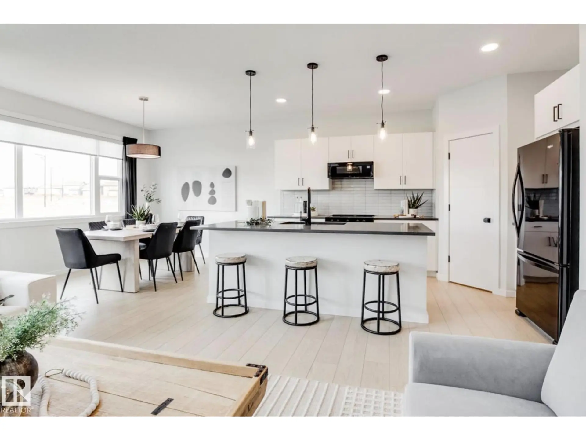 17359 3 ST NW - Image 8