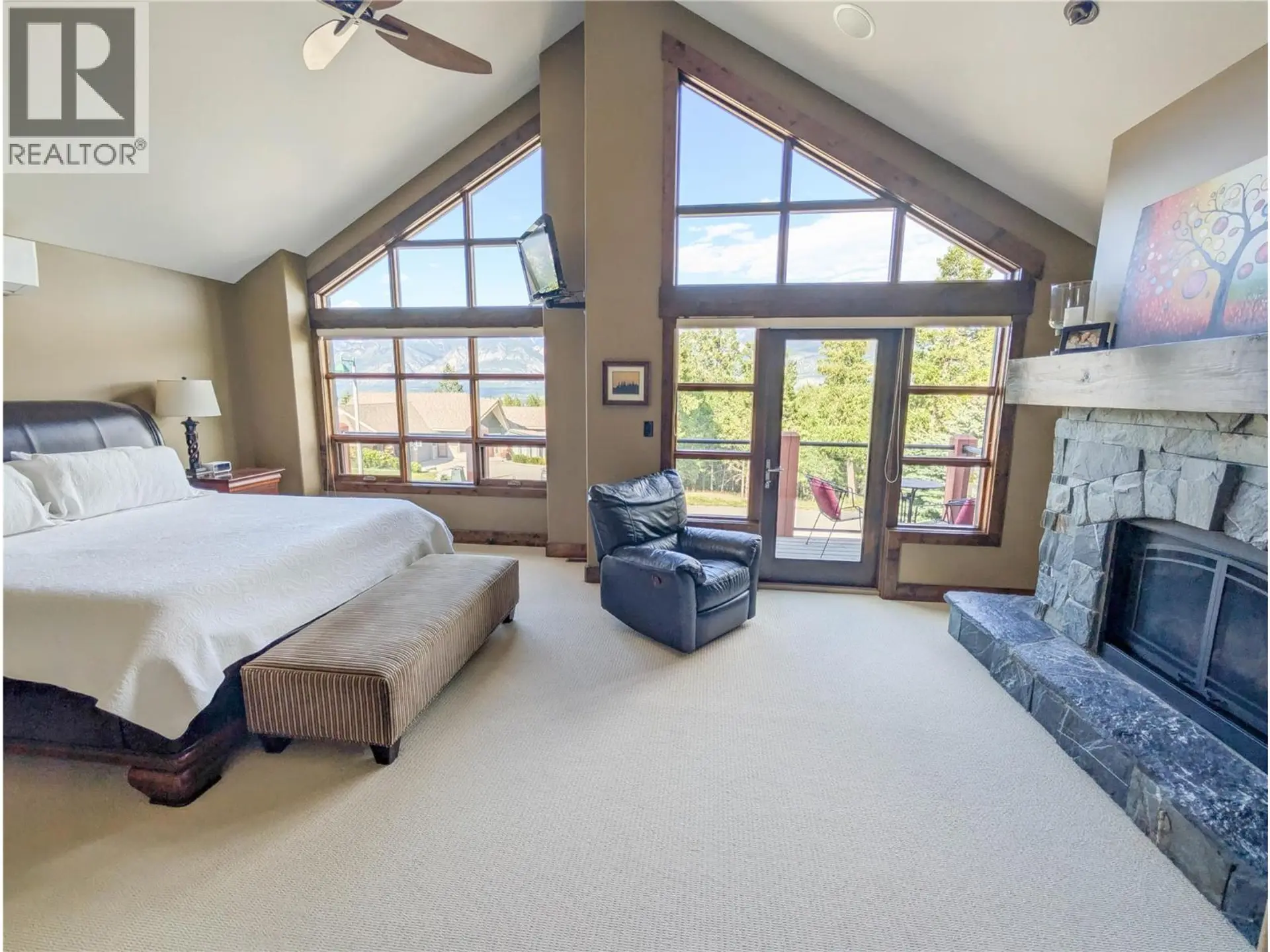 Property at 2550 LEDGEROCK RIDGE, Invermere, BC