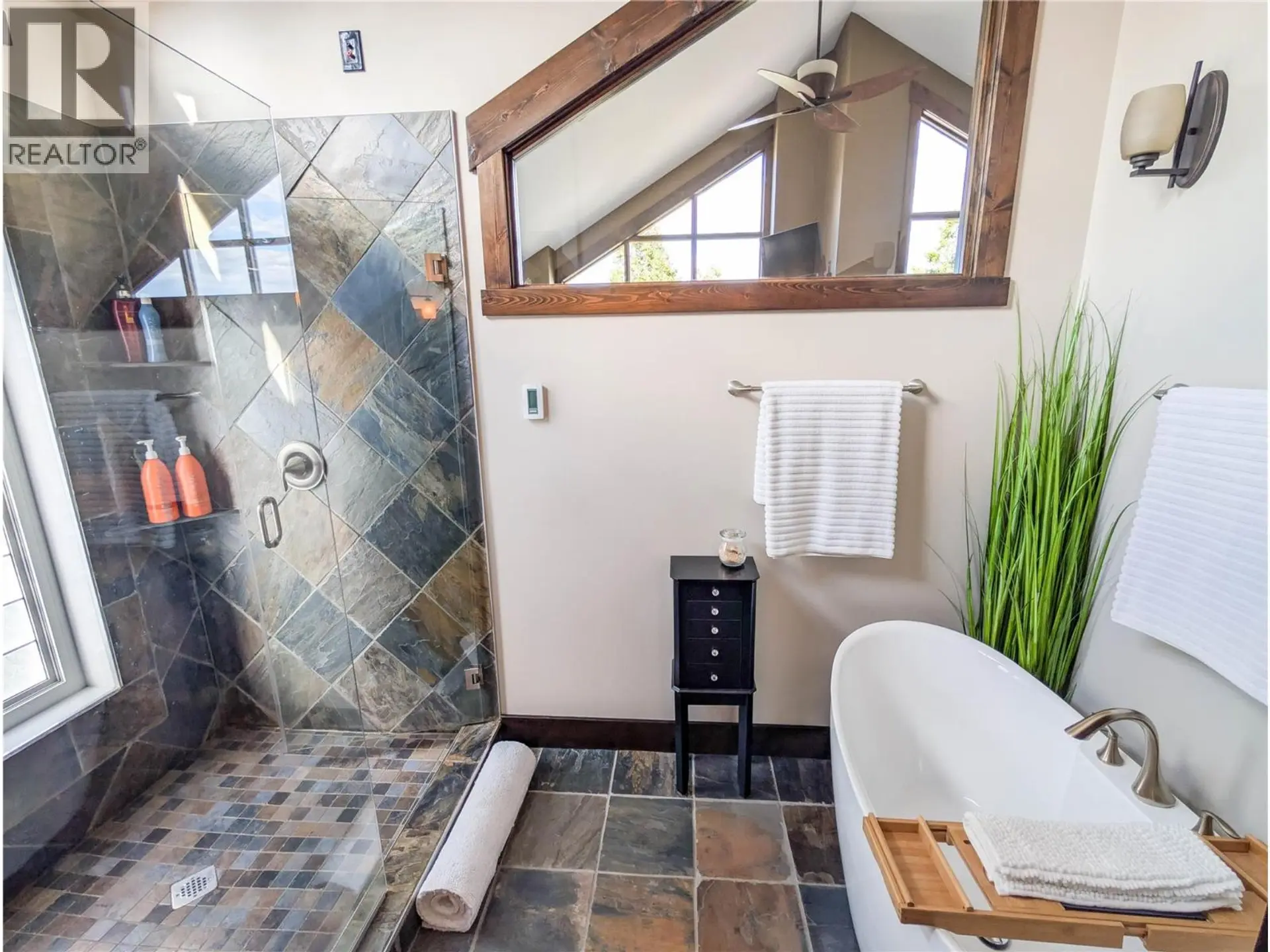 Property at 2550 LEDGEROCK RIDGE, Invermere, BC