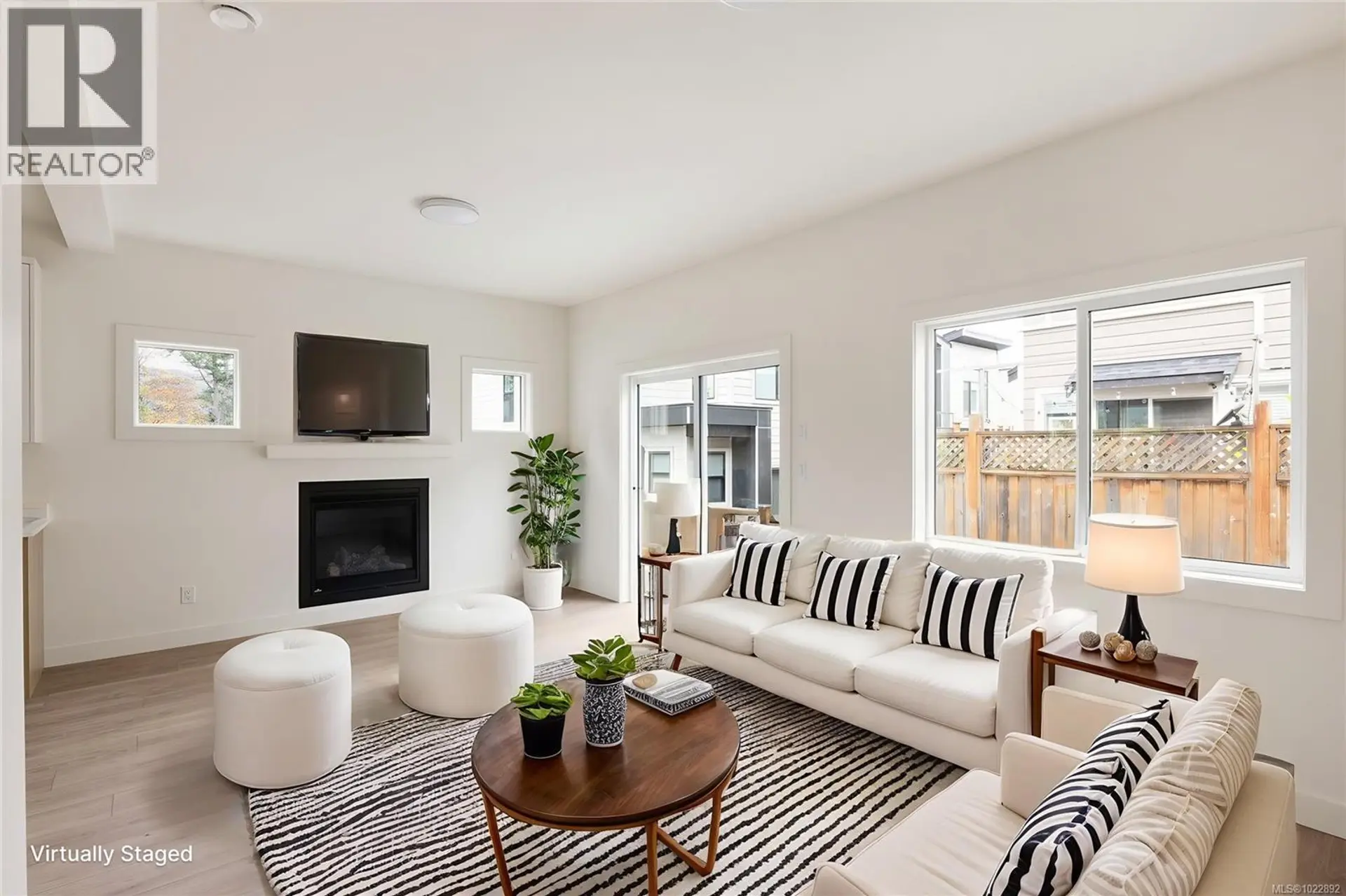 Property at 924 ROSEFINCH PL, Langford, BC