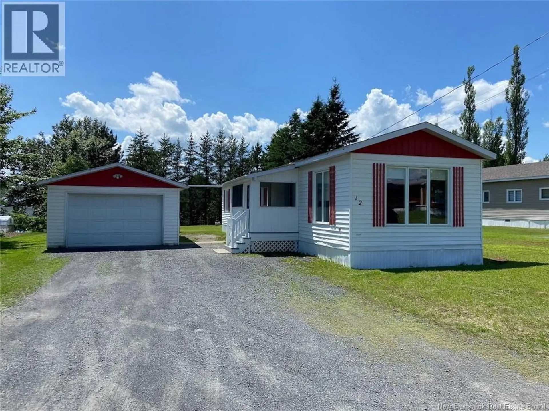 12 Le Paradis Street - Image 1