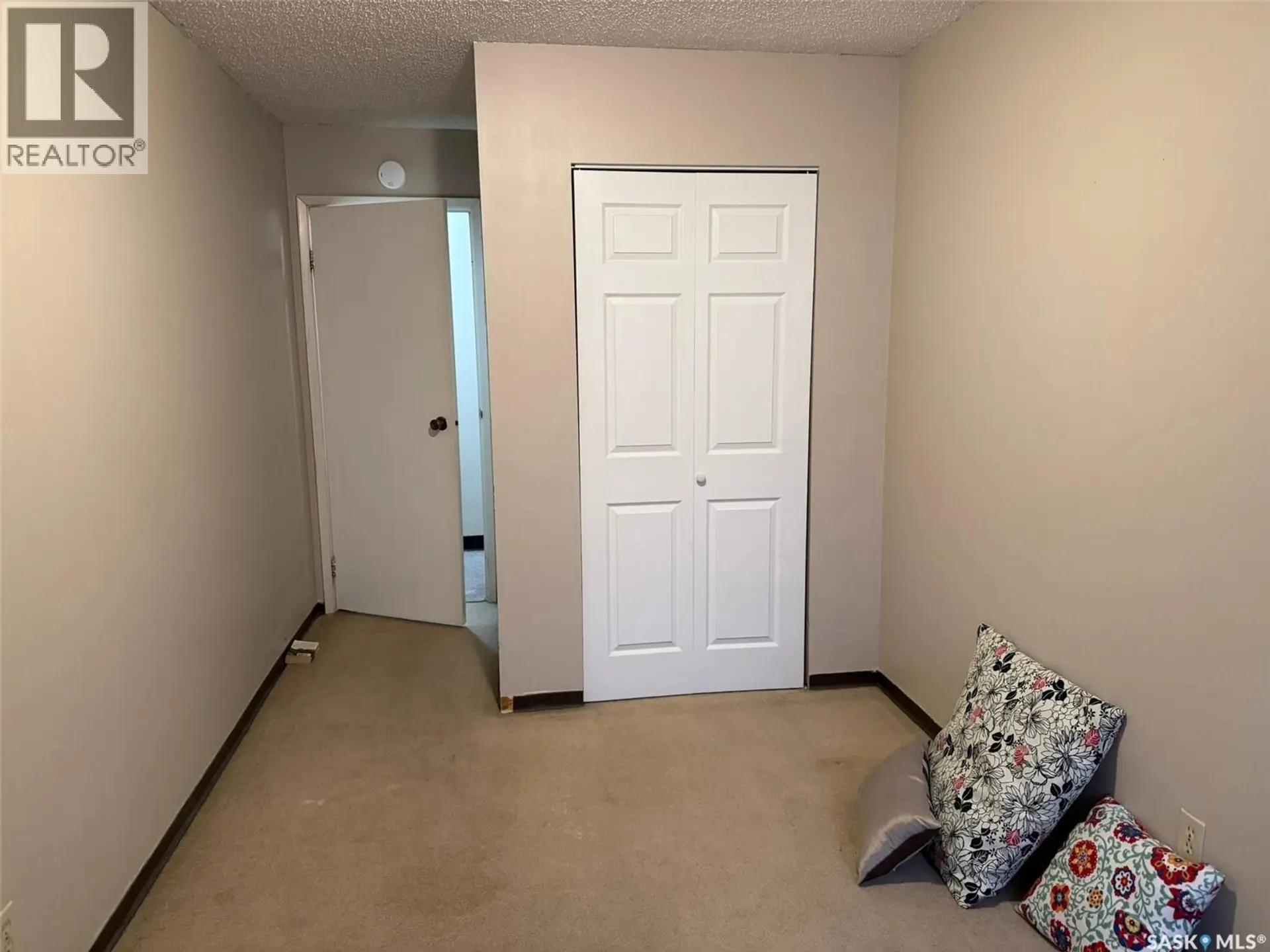 #209 15 BARR STREET - Image 11
