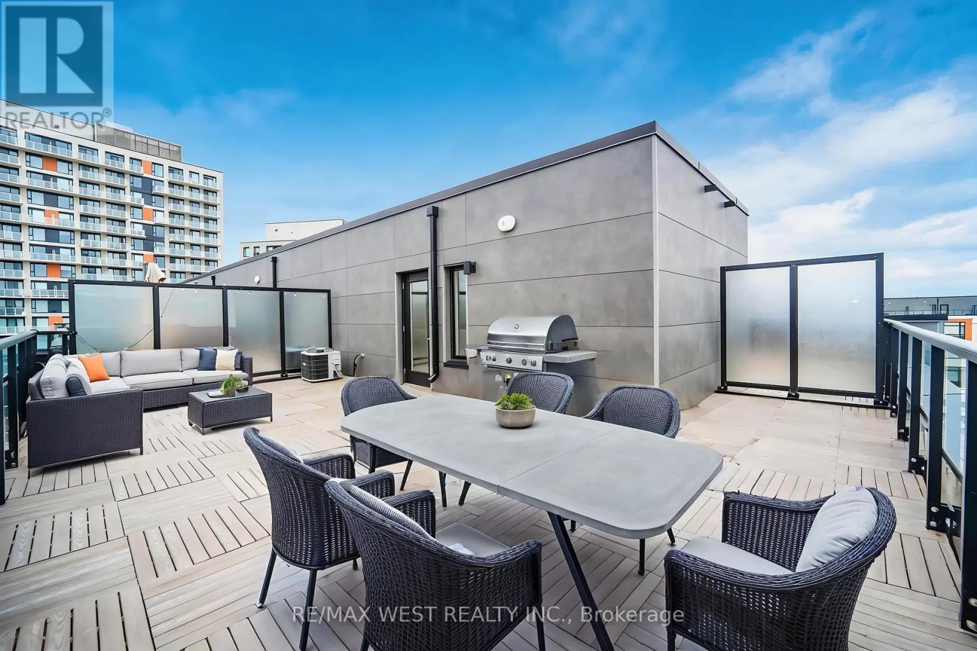 #1103 12 DAVID EYER ROAD - Image 11