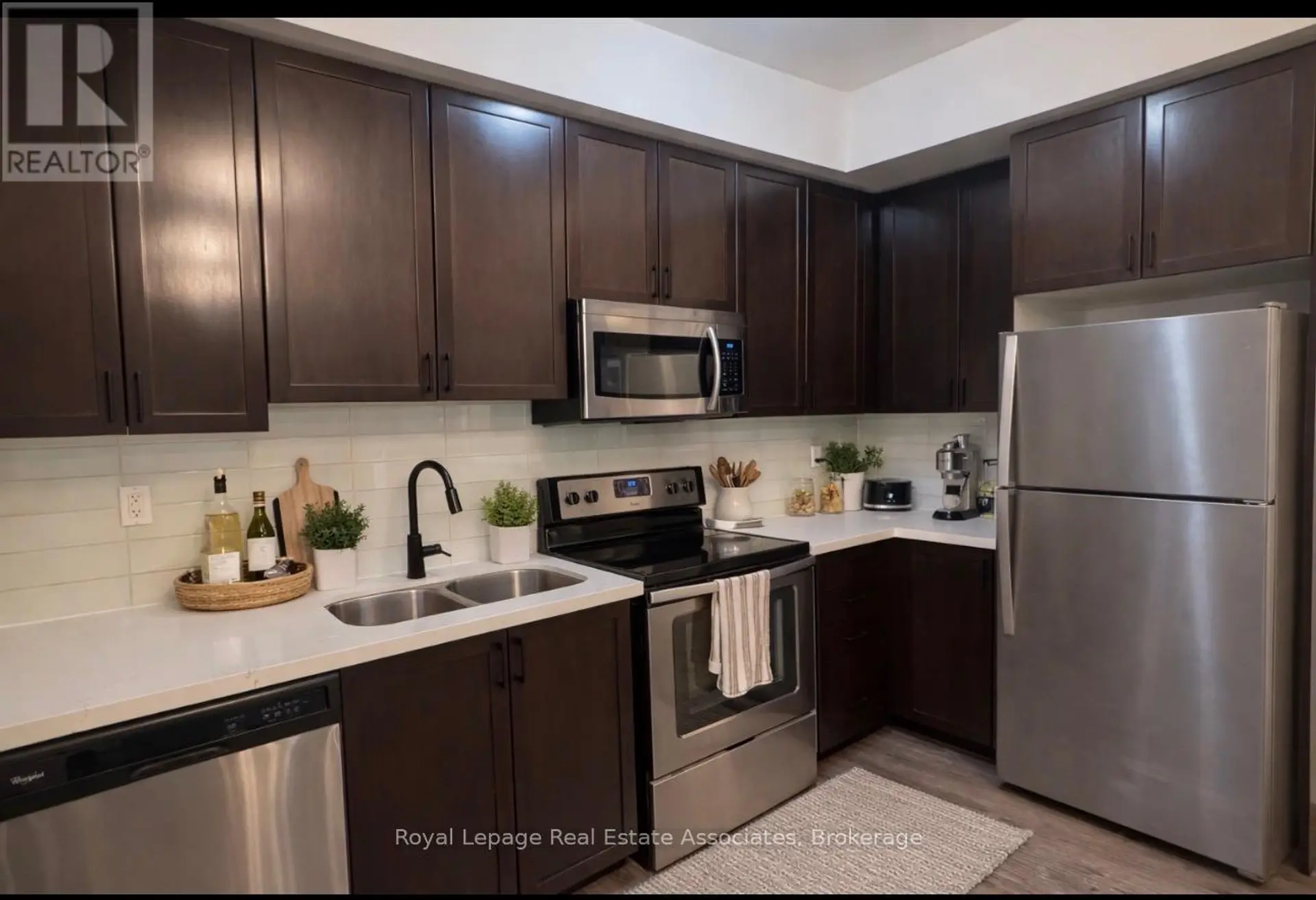 #19 250 SUNNY MEADOW BOULEVARD - Image 6