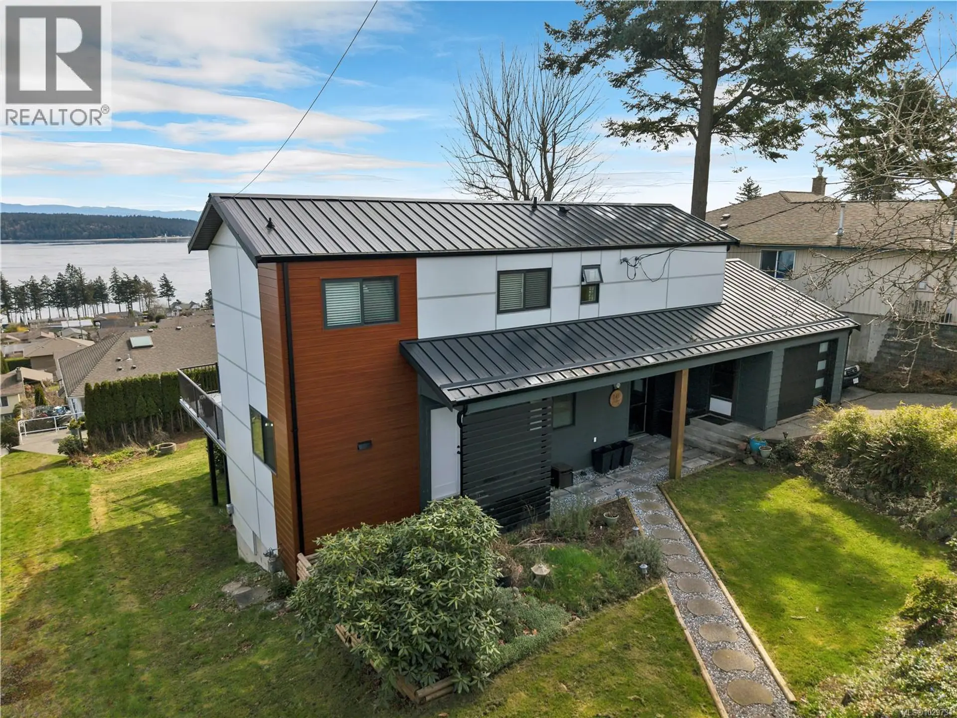 Property at 241 Alder St S, Campbell River, BC