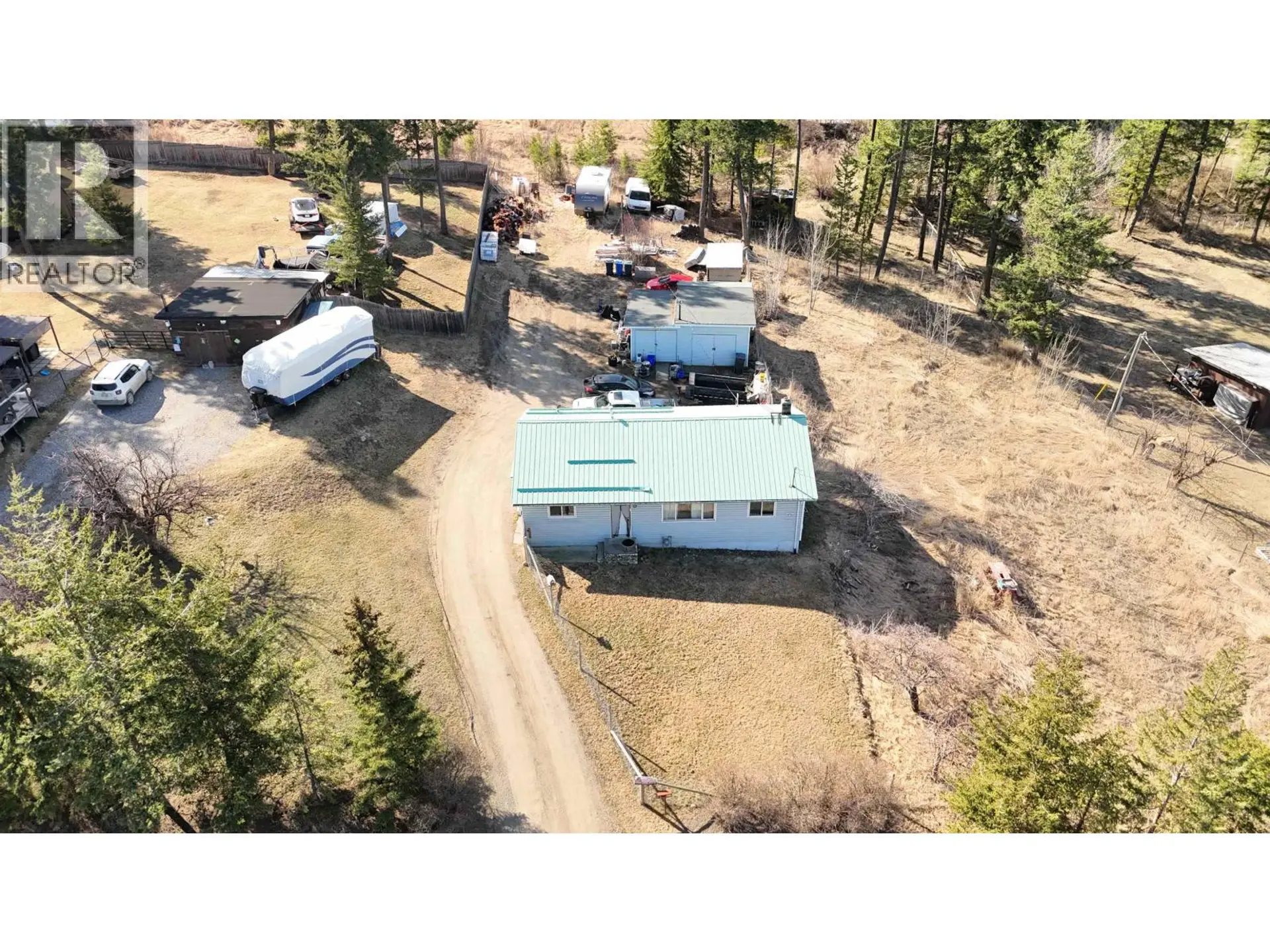 Property at 915 DOG CREEK ROAD, Williams Lake, BC