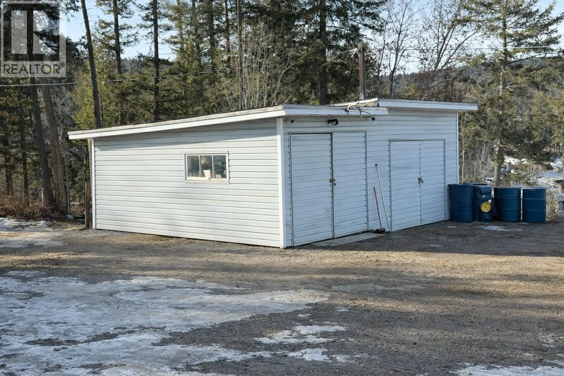 Property at 915 DOG CREEK ROAD, Williams Lake, BC