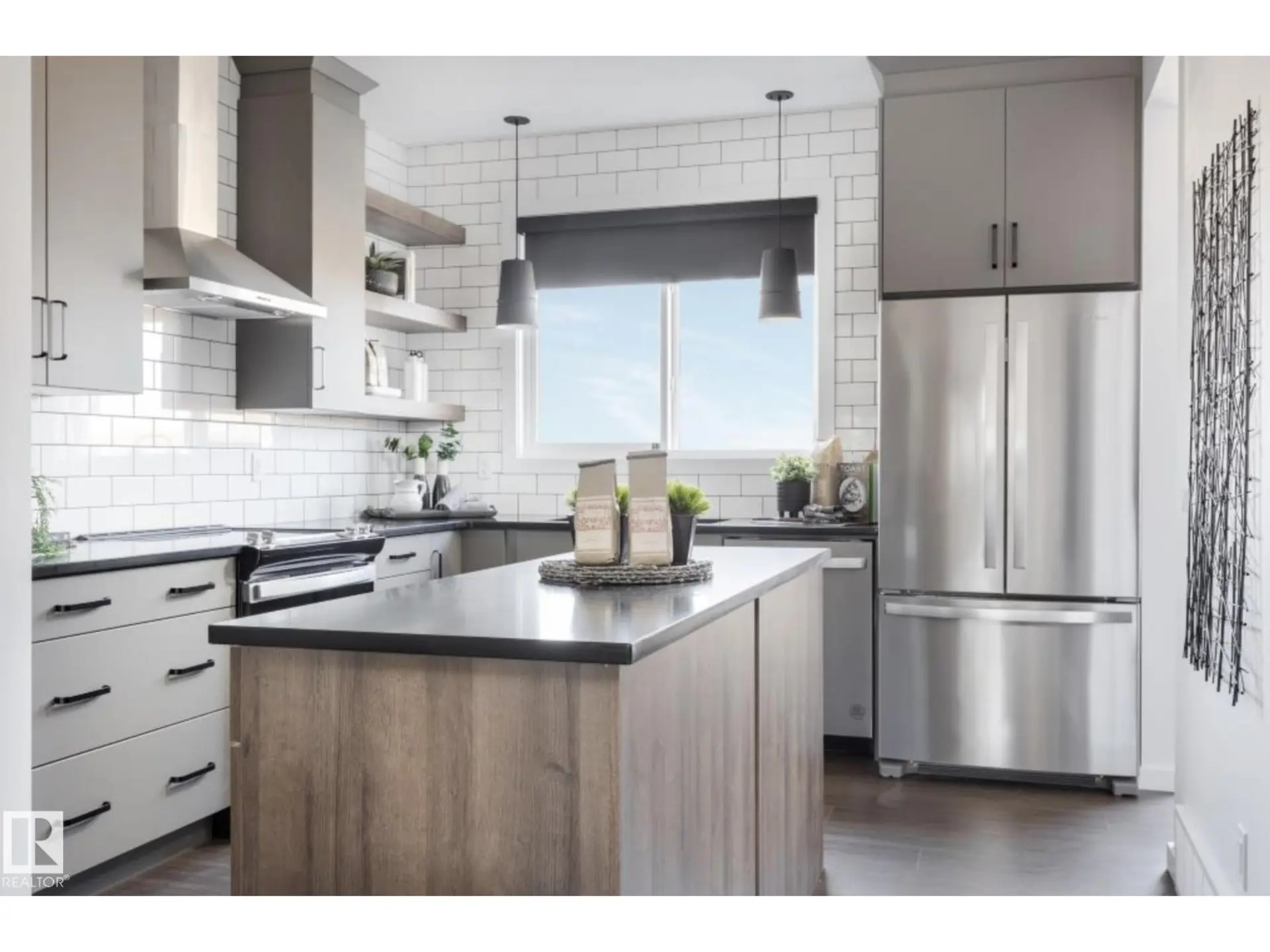 21120 25 Ave NW - Image 1