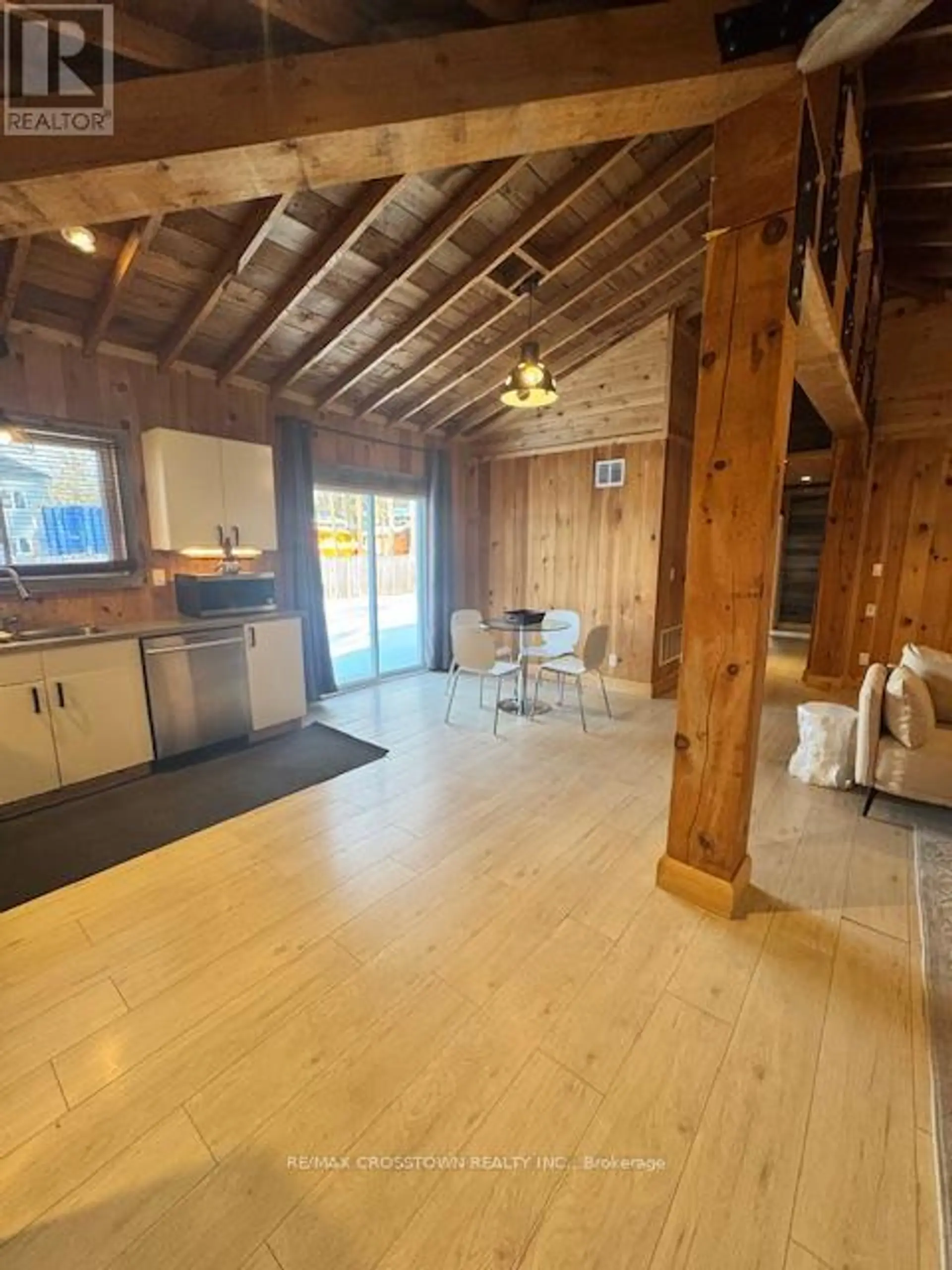 1056 ELM ROAD - Image 10