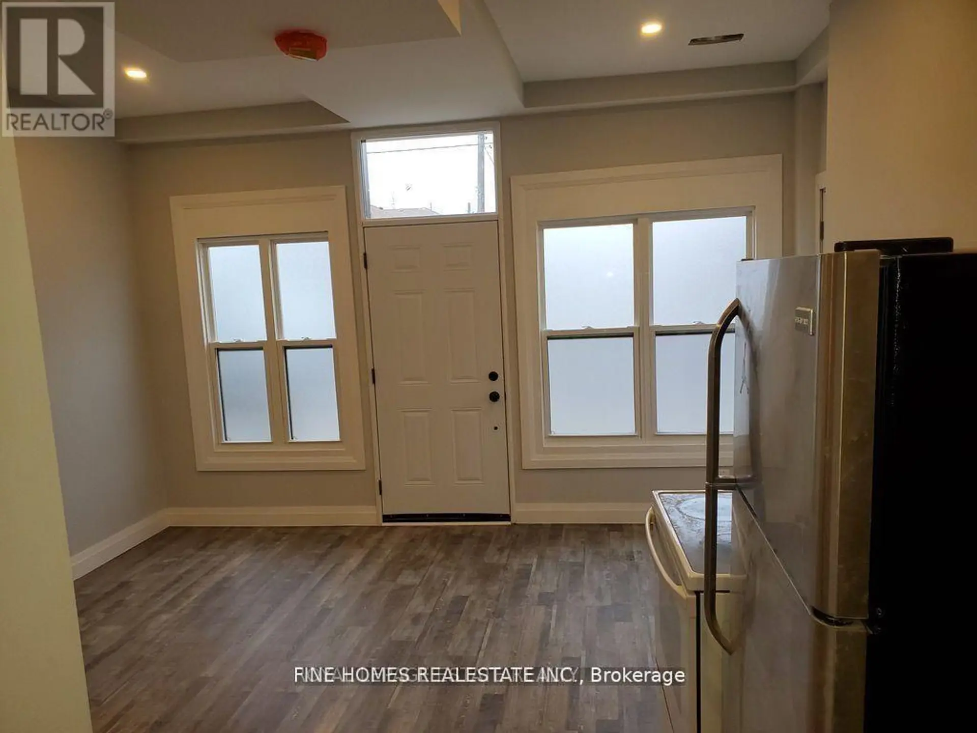 1762 KEELE STREET - Image 4