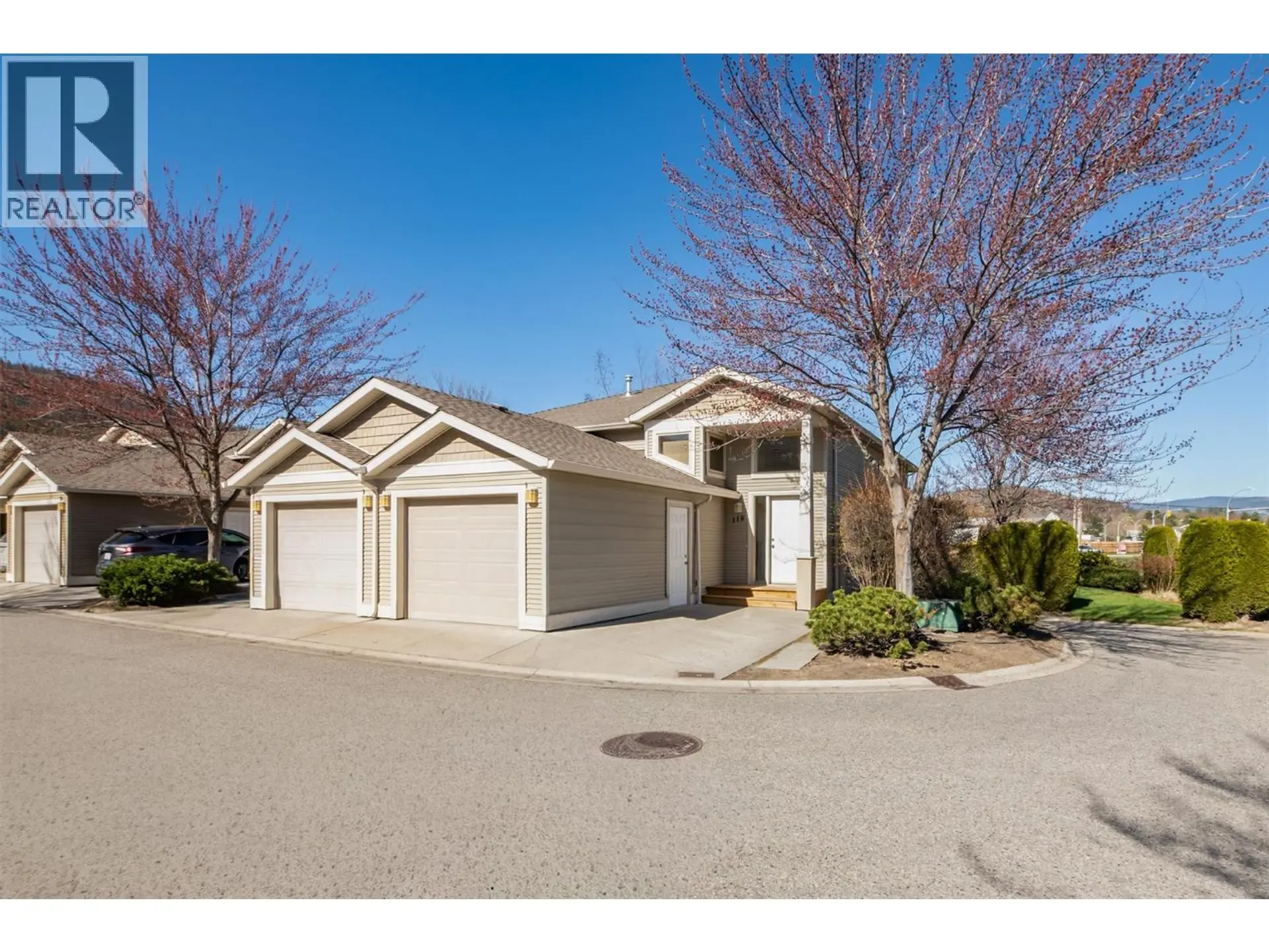 Property at #118 245 Snowsell Street, Kelowna, BC