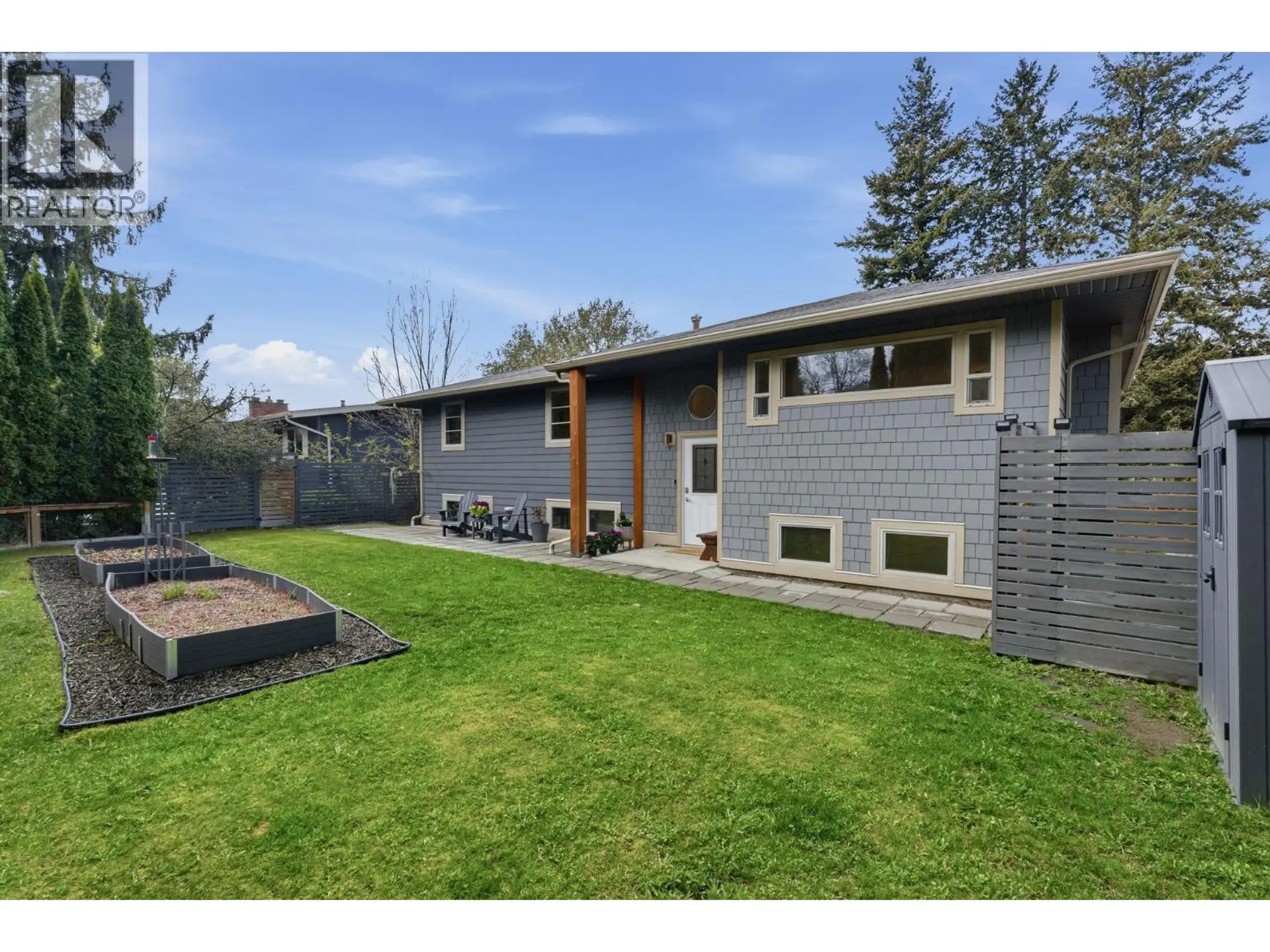 Property at 1729 Gillard Drive, Kelowna, BC