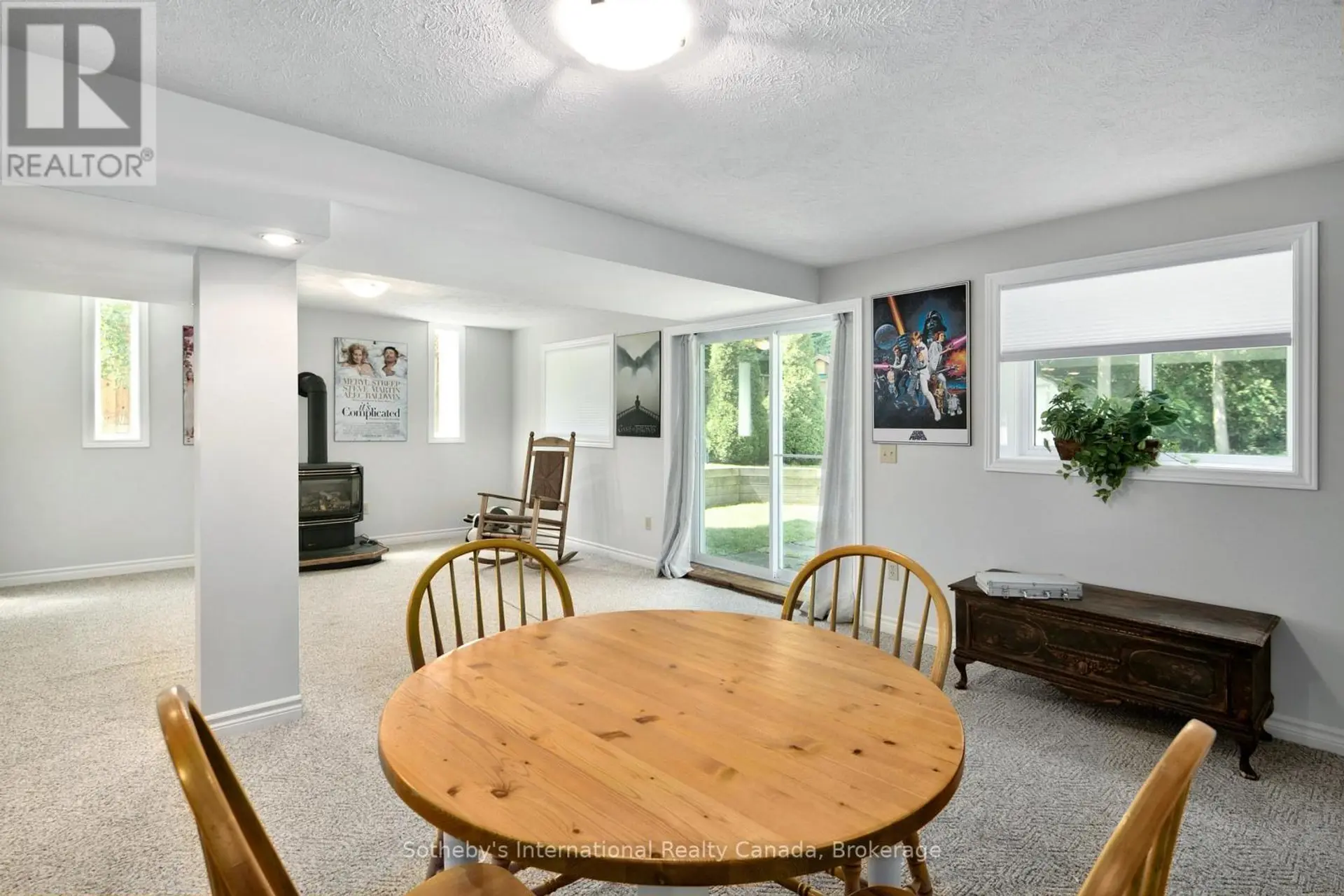 26 MIDDLE AVENUE - Image 12