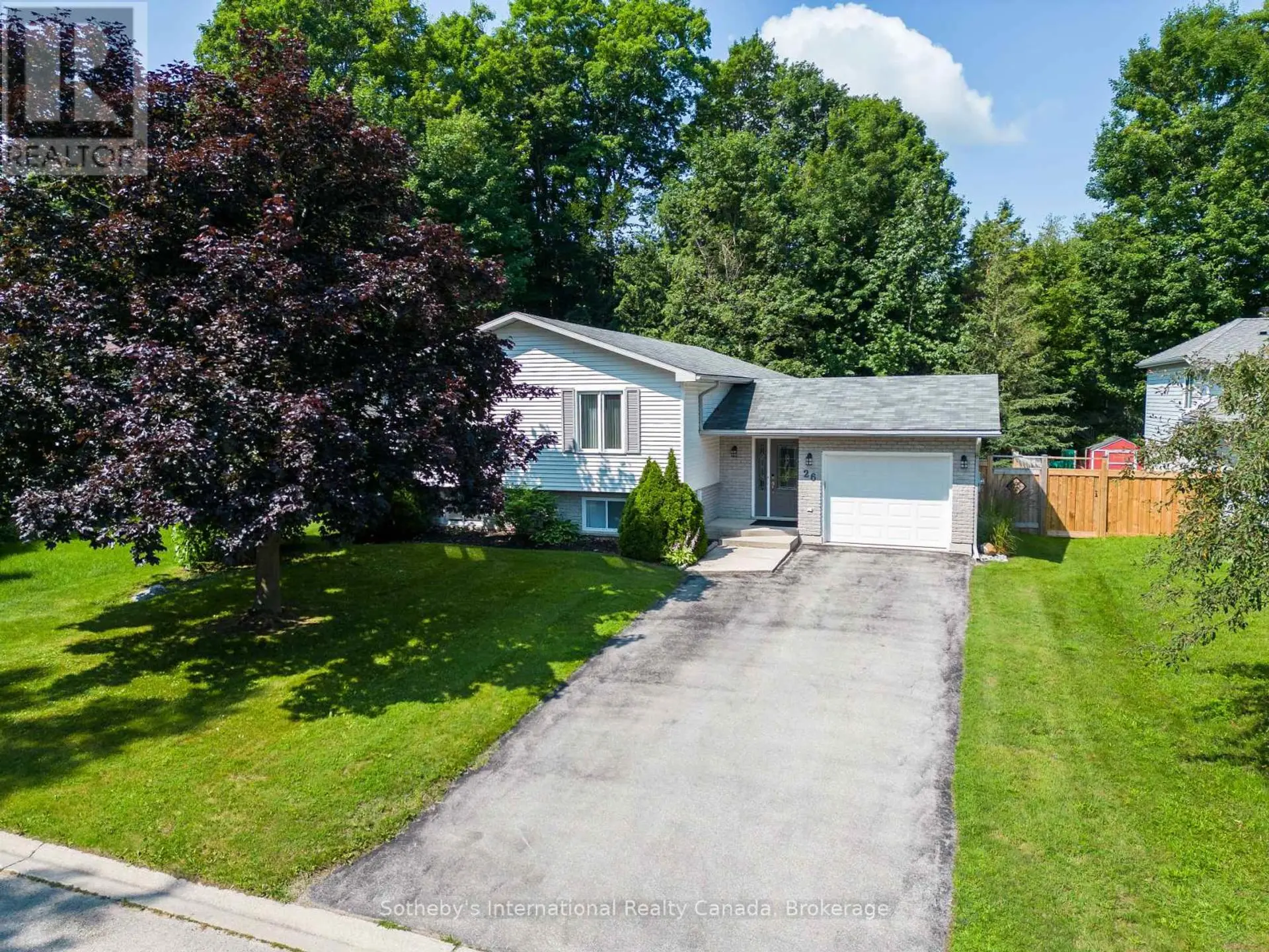 26 MIDDLE AVENUE - Image 19