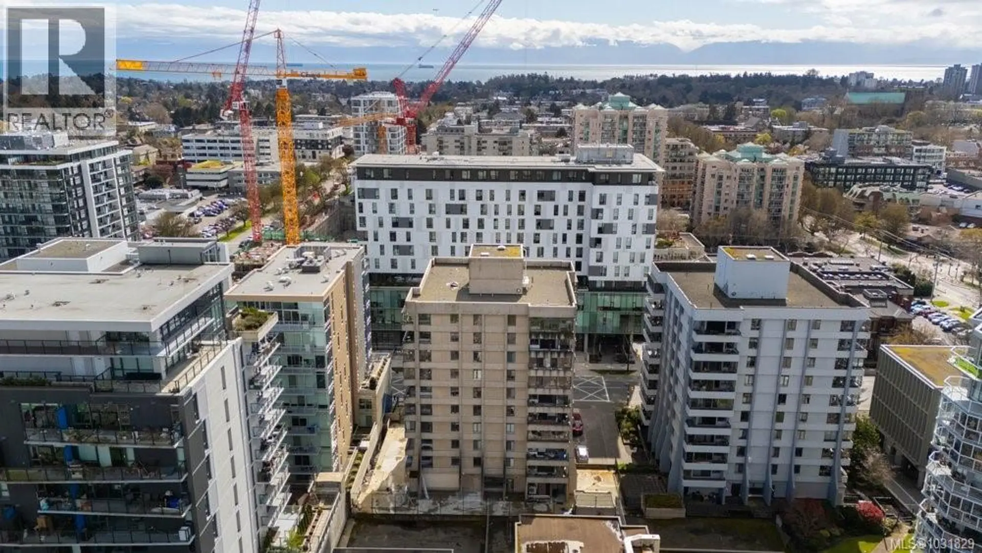 Property at #1004 1034 JOHNSON ST, Victoria, BC