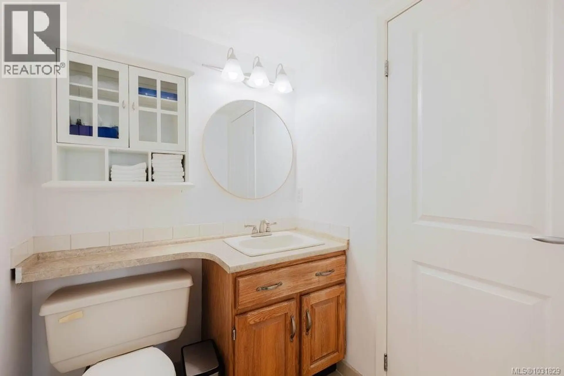 Property at #1004 1034 JOHNSON ST, Victoria, BC