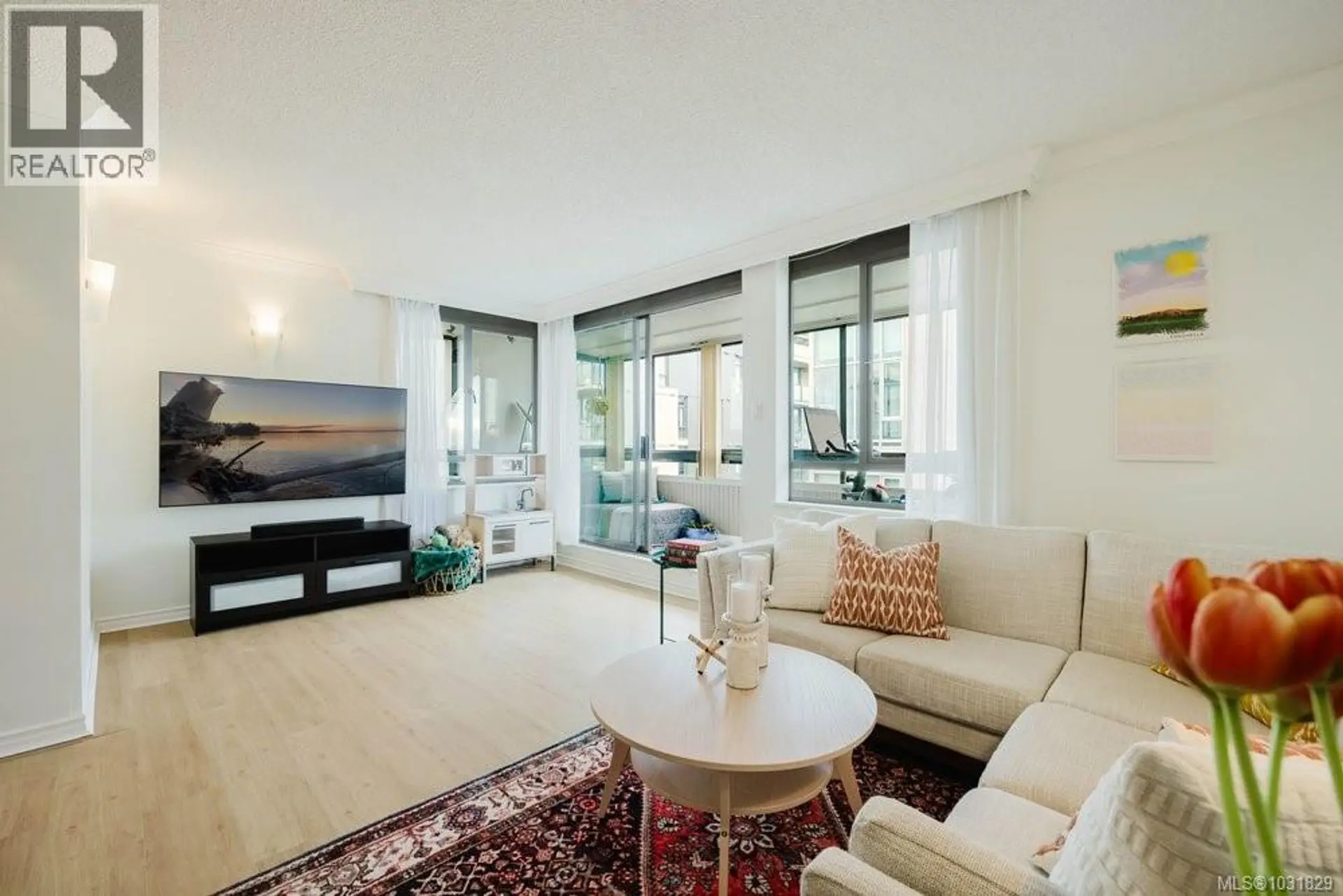 Property at #1004 1034 JOHNSON ST, Victoria, BC