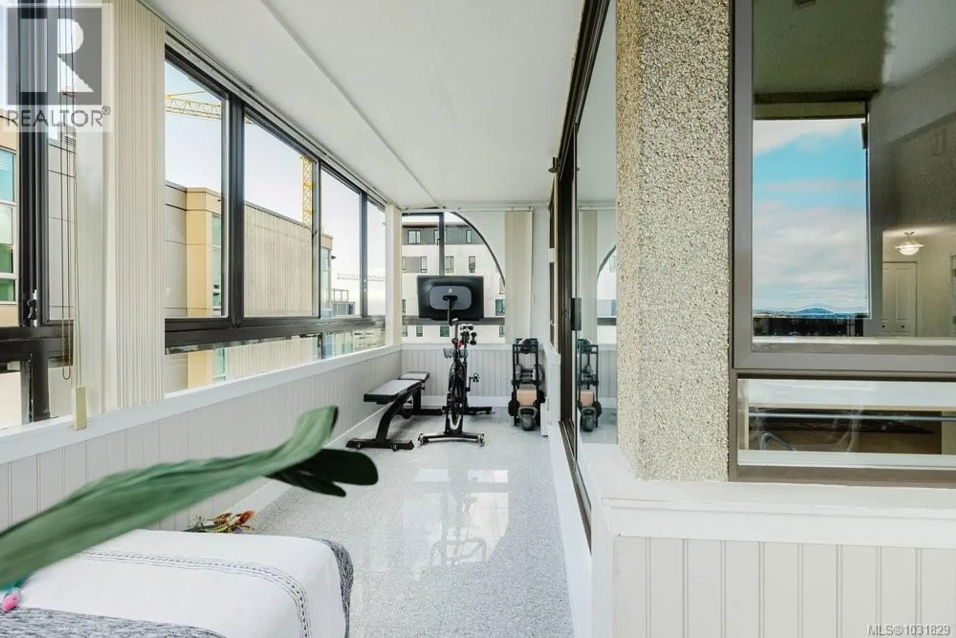 Property at #1004 1034 JOHNSON ST, Victoria, BC