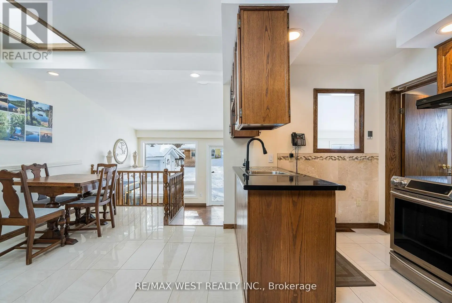25 EDWIN STREET W - Image 4