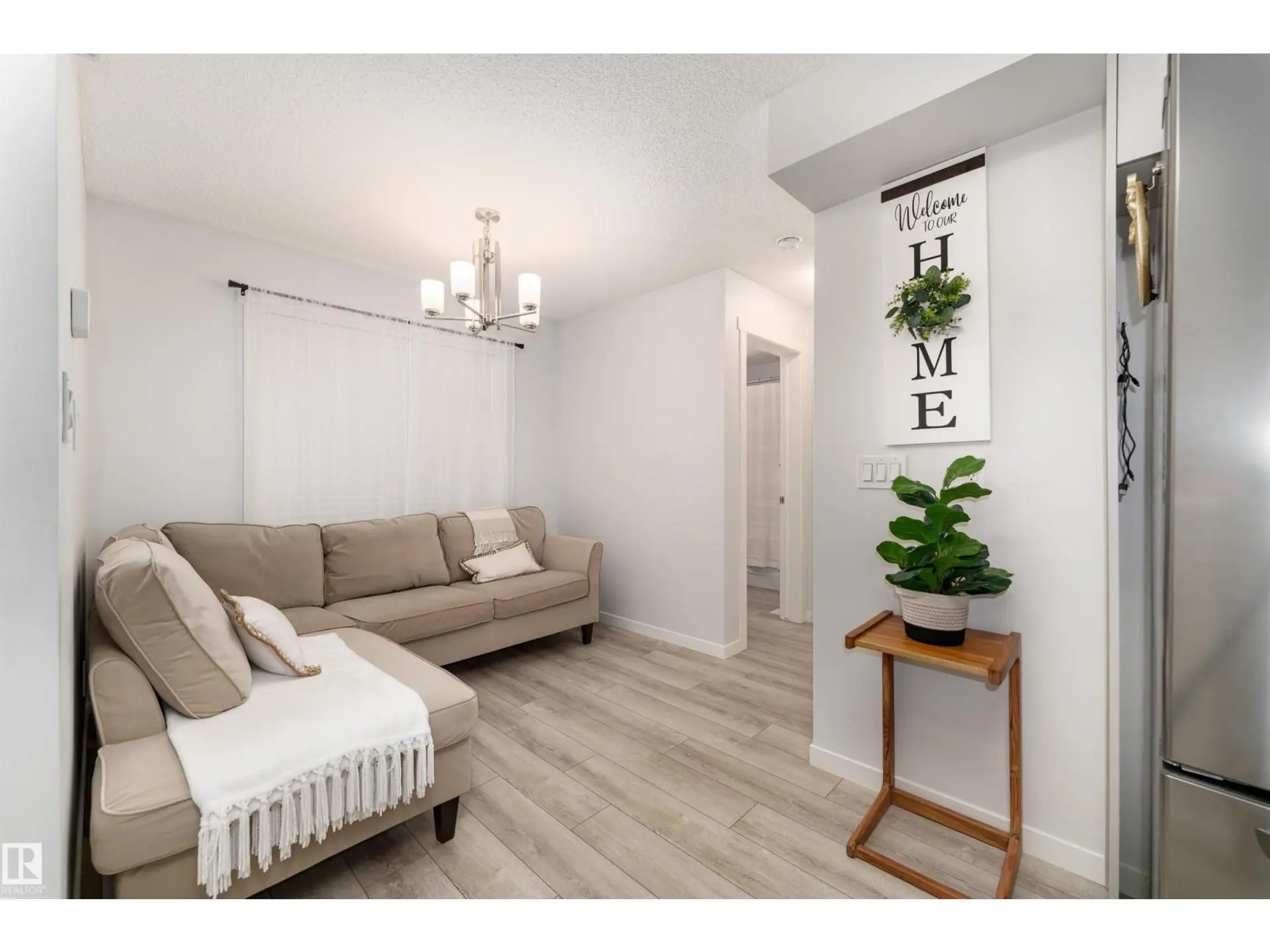 #6 12815 Cumberland Rd NW - Image 4