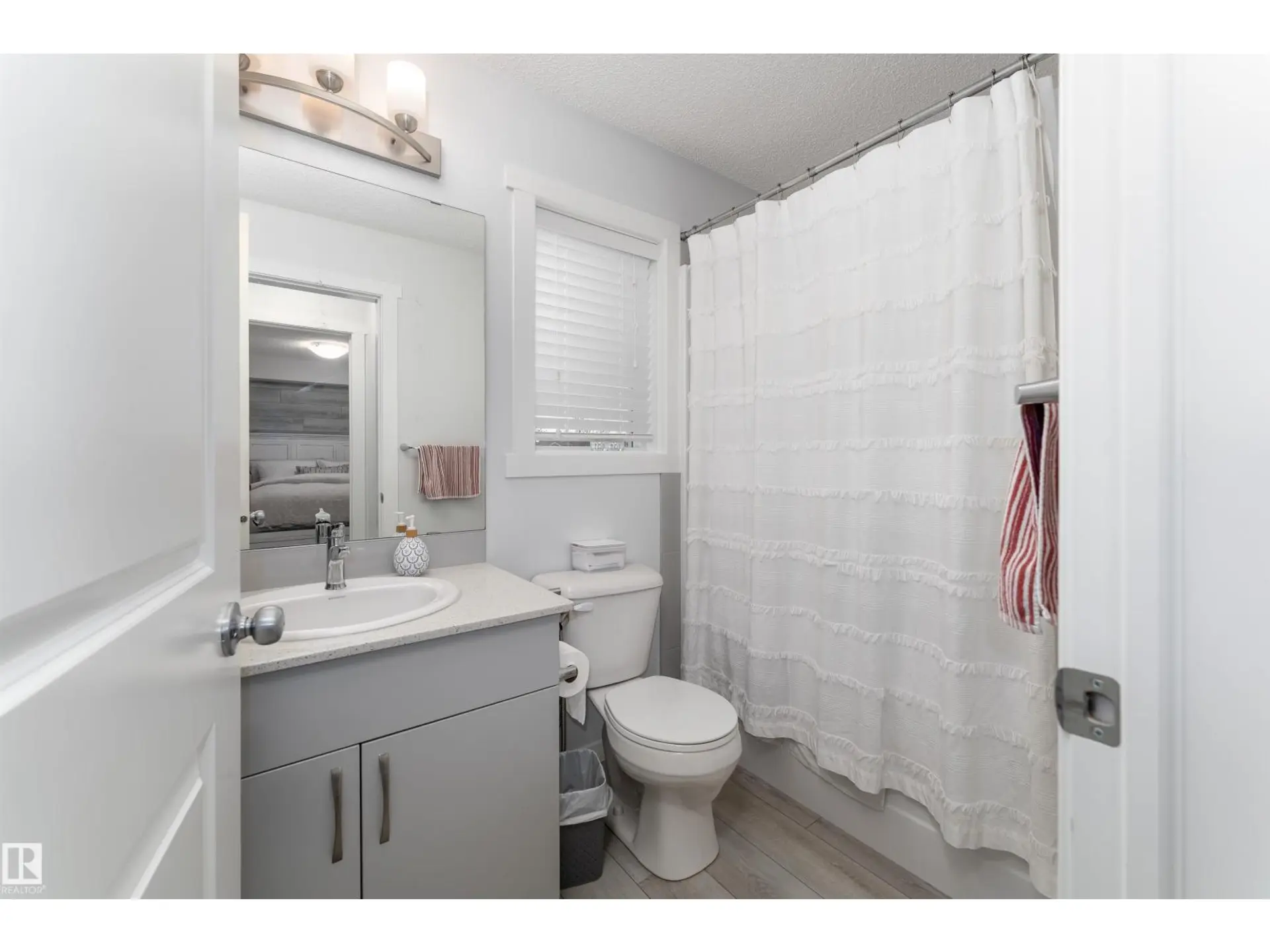 #6 12815 Cumberland Rd NW - Image 9