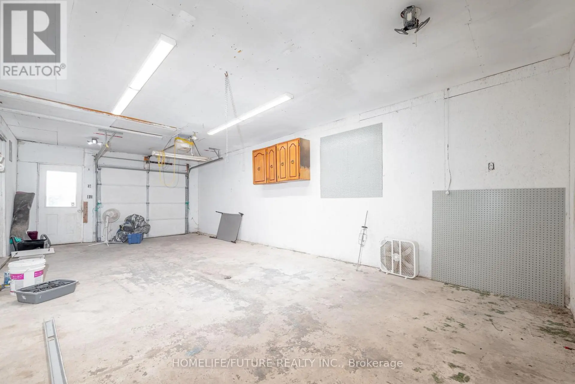 4045 HWY 35 - Image 15
