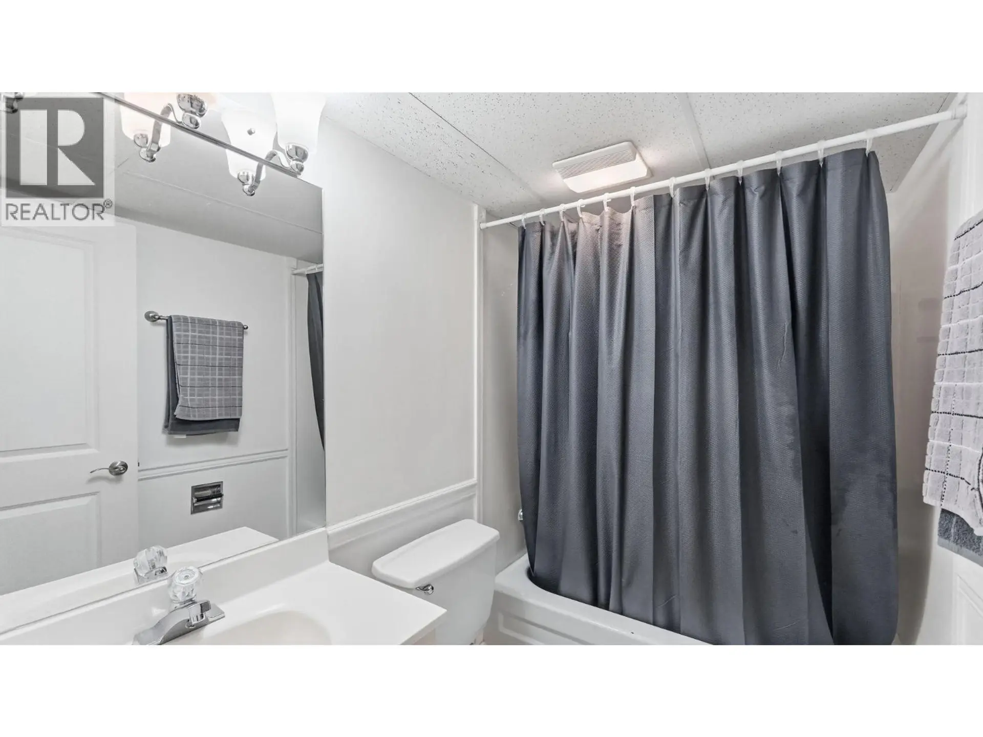 Property at #111 1410 PENTICTON Avenue Unit# 111, Penticton, BC