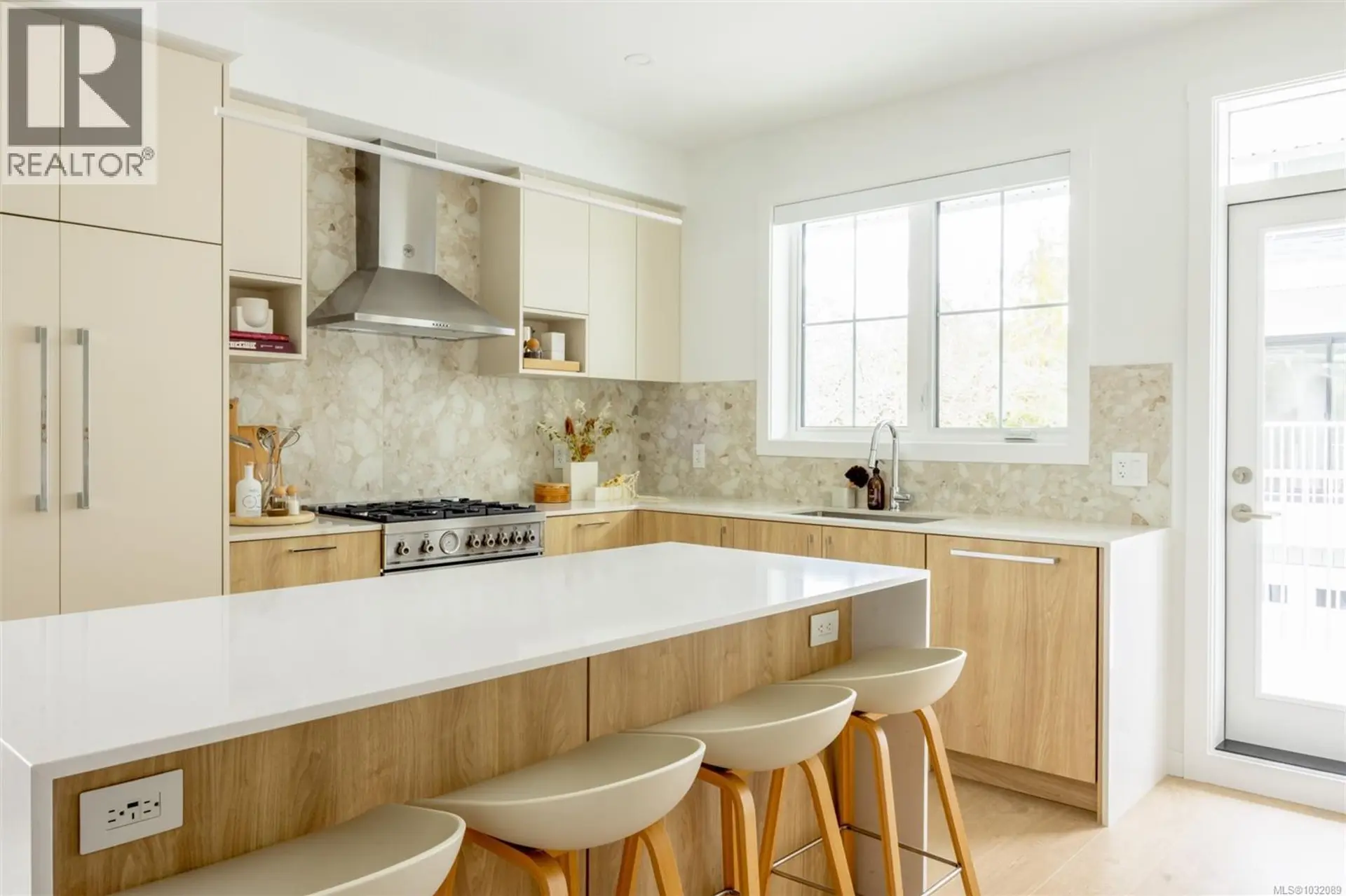 Property at #TH18 630 Gorge Rd W, Saanich, BC