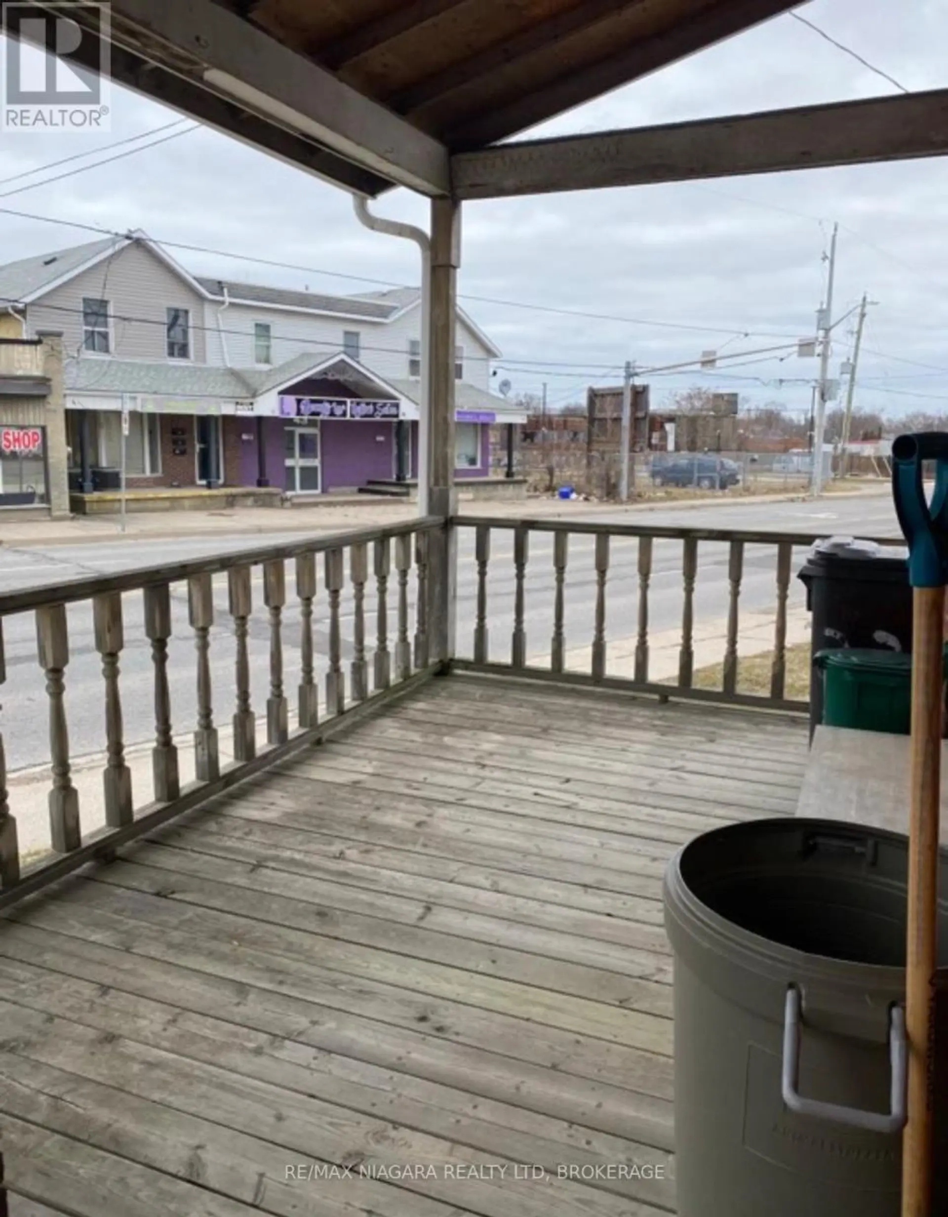 42 NIAGARA STREET - Image 2