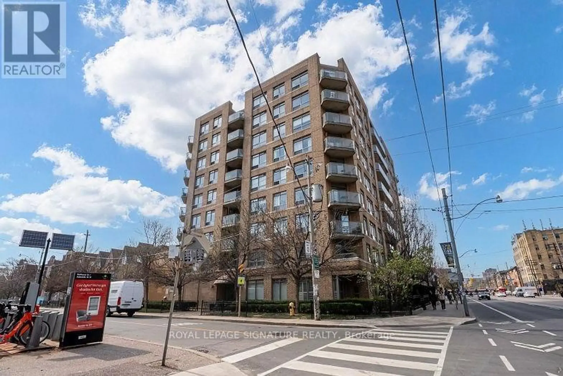 #207 140 BATHURST STREET - Image 17