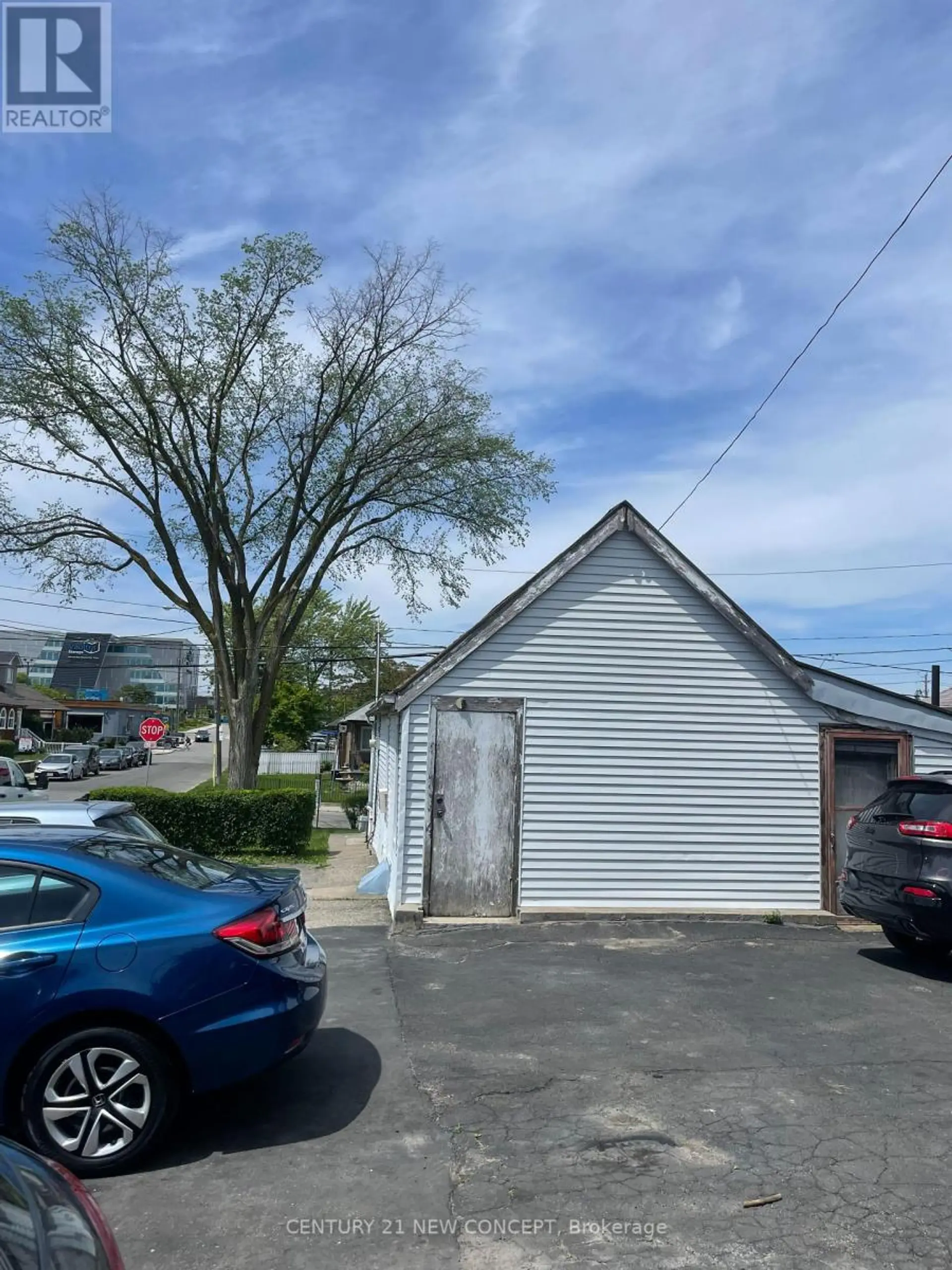 1171 ROSELAWN AVENUE - Image 5