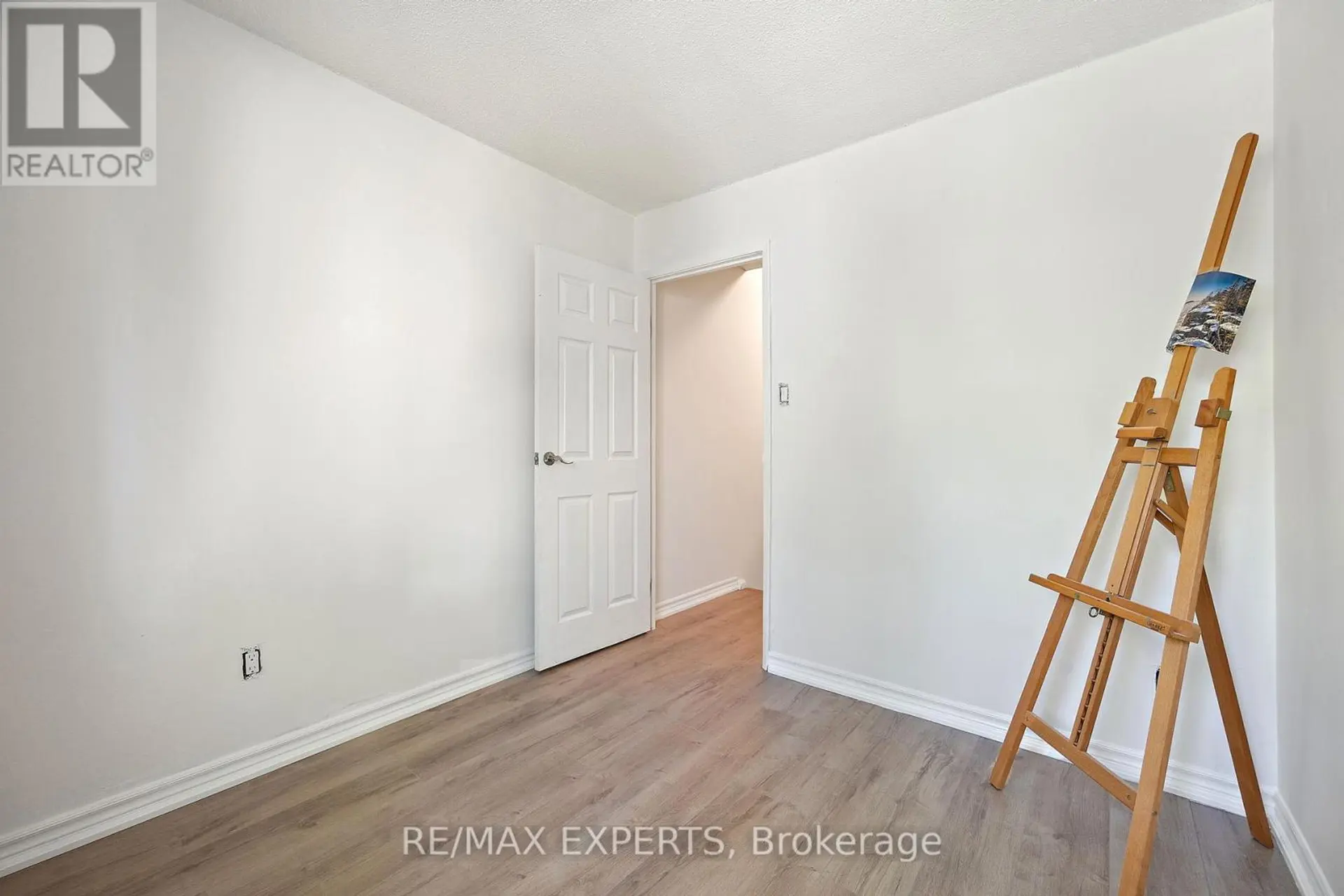 242 MILESTONE CRESCENT - Image 10